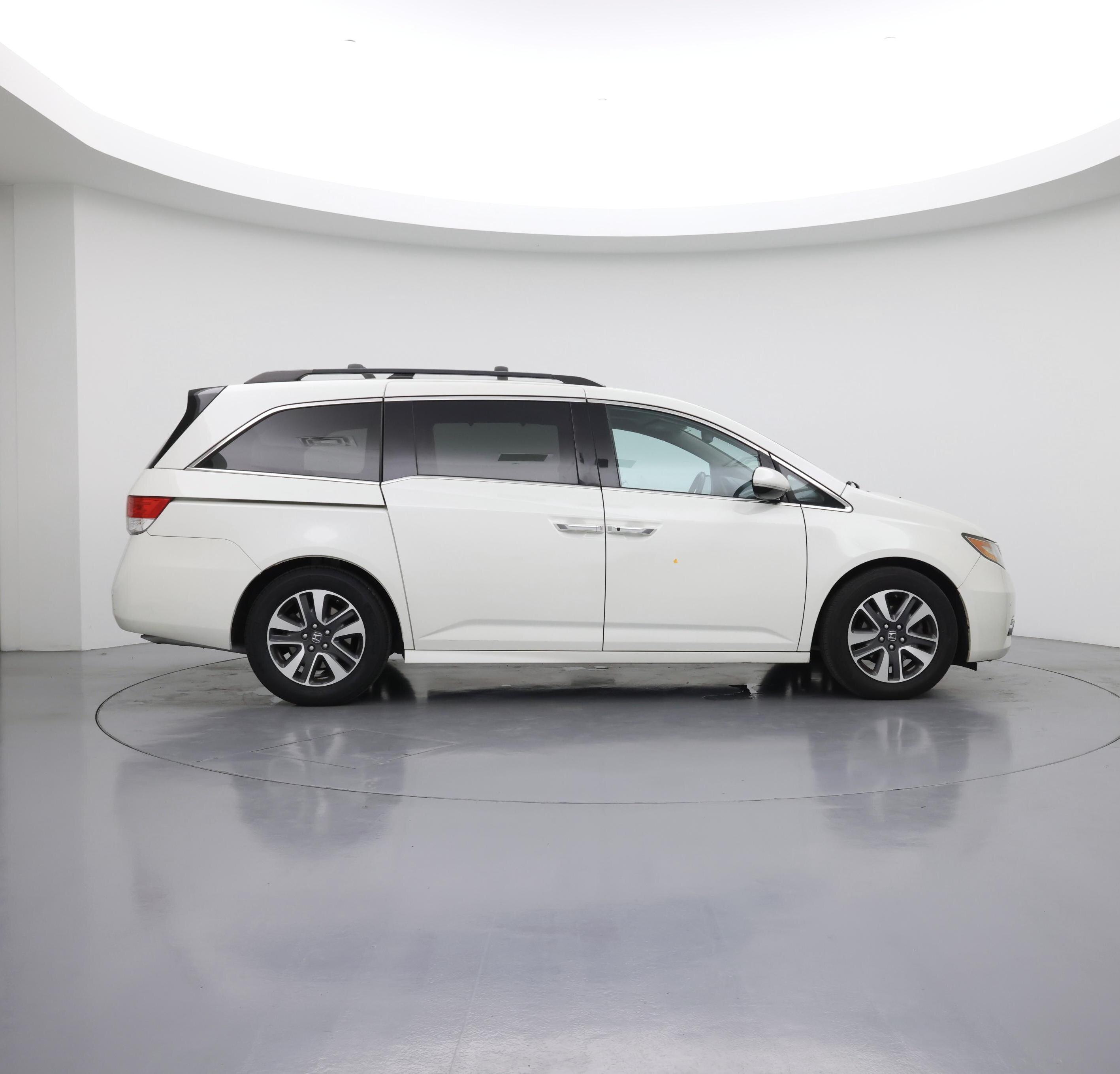Thumbnail: 2016 Honda Odyssey - 7