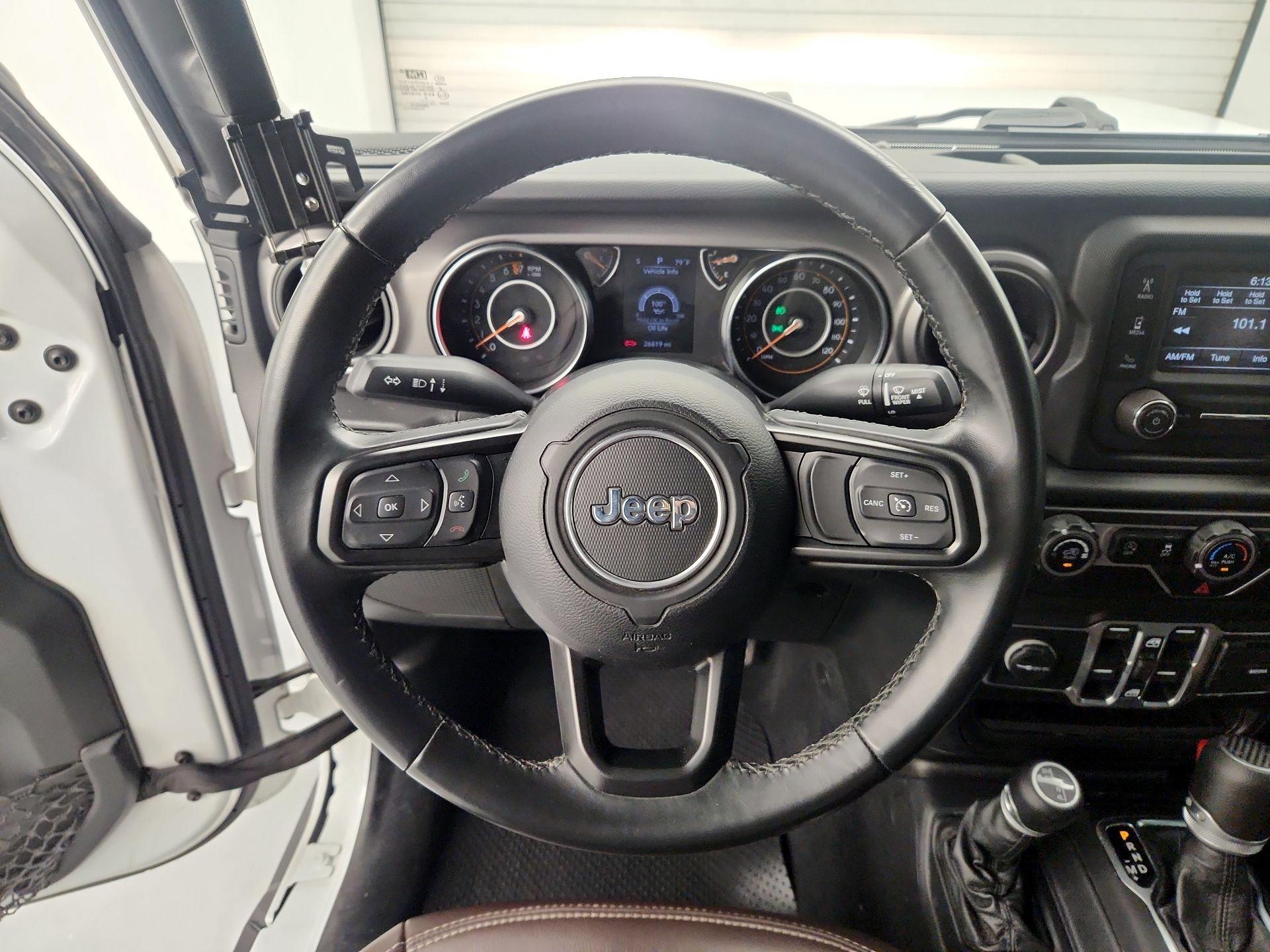 Thumbnail: 2021 Jeep Gladiator - 10