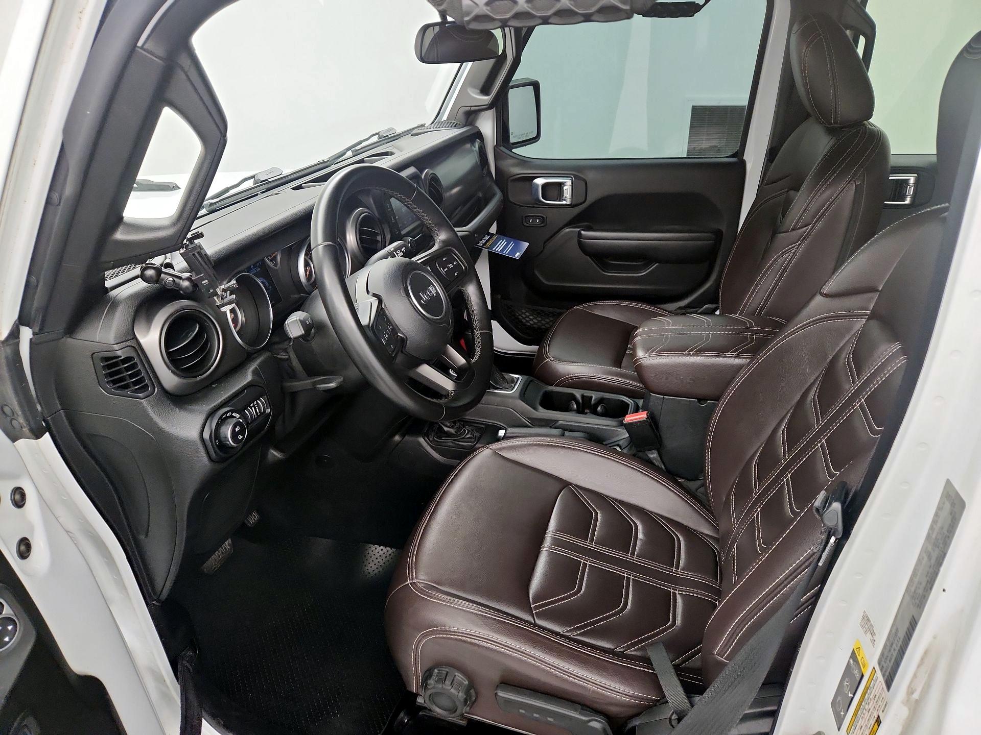 Thumbnail: 2021 Jeep Gladiator - 11