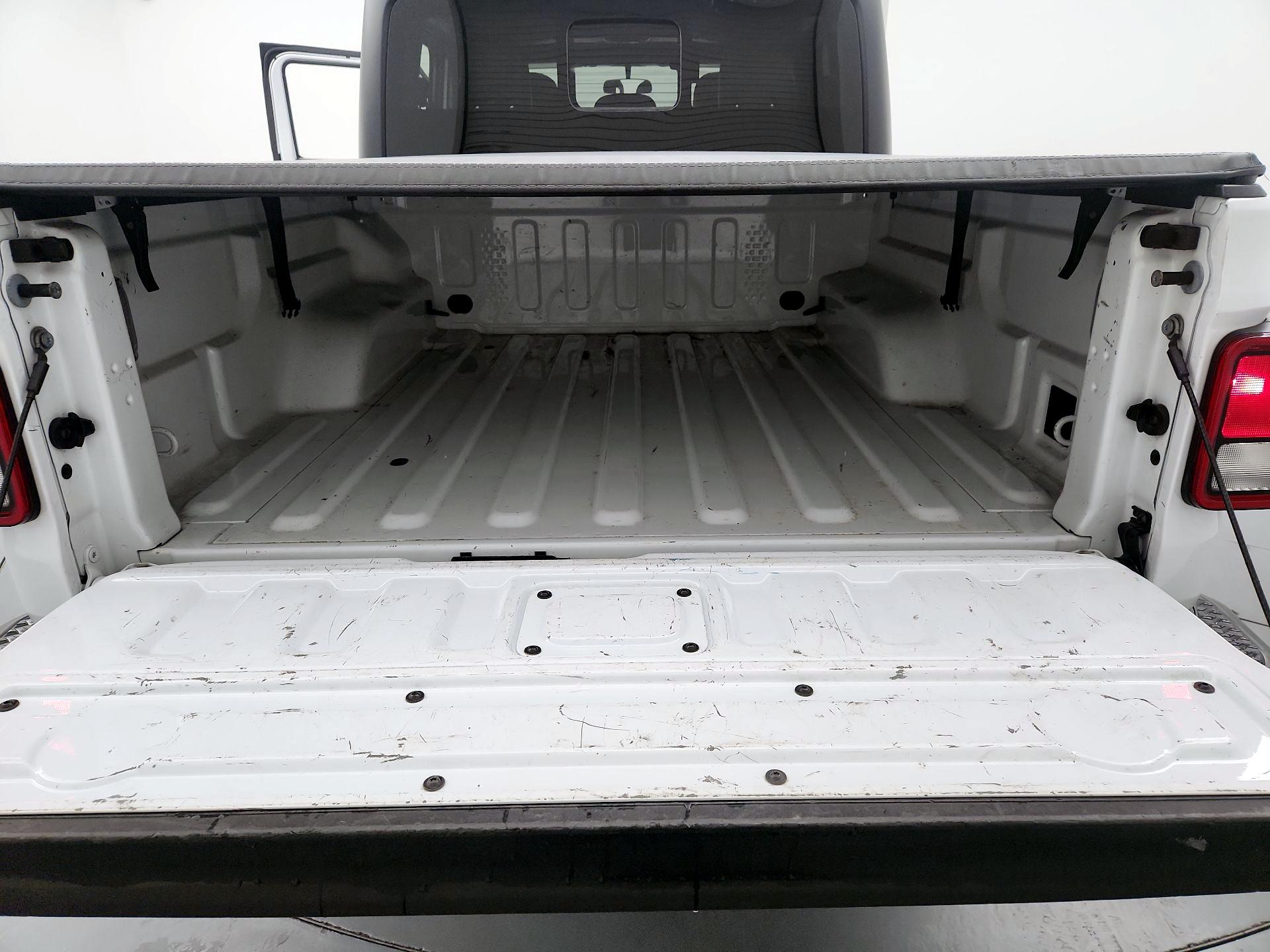 Thumbnail: 2021 Jeep Gladiator - 20