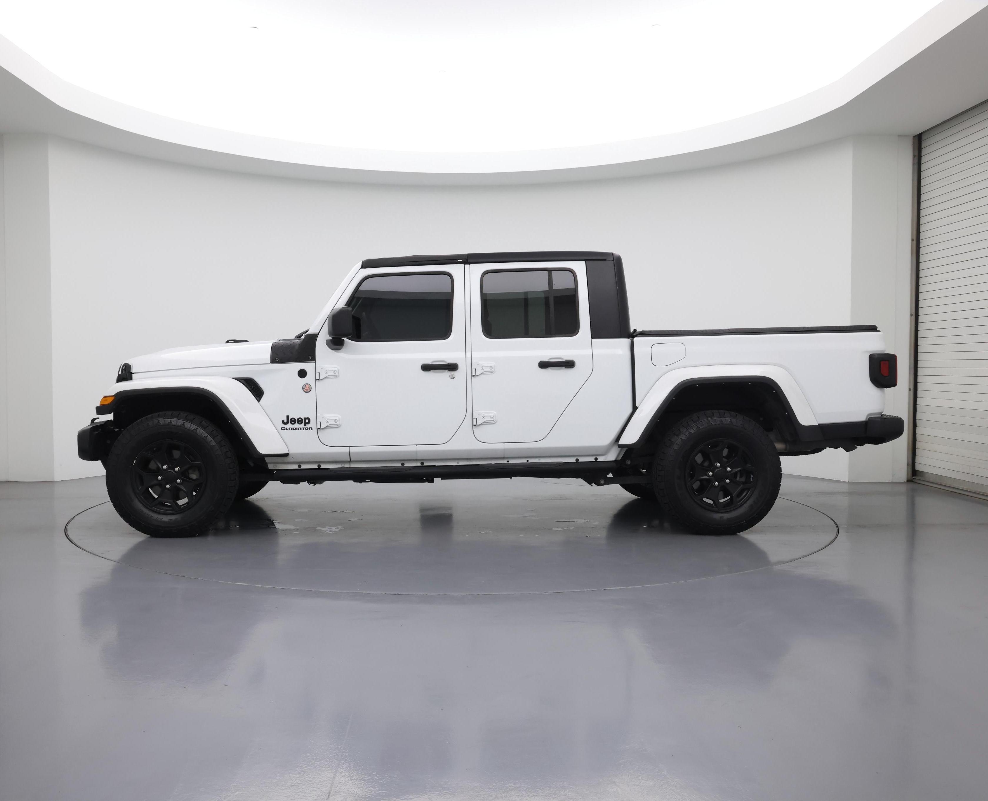 Thumbnail: 2021 Jeep Gladiator - 3