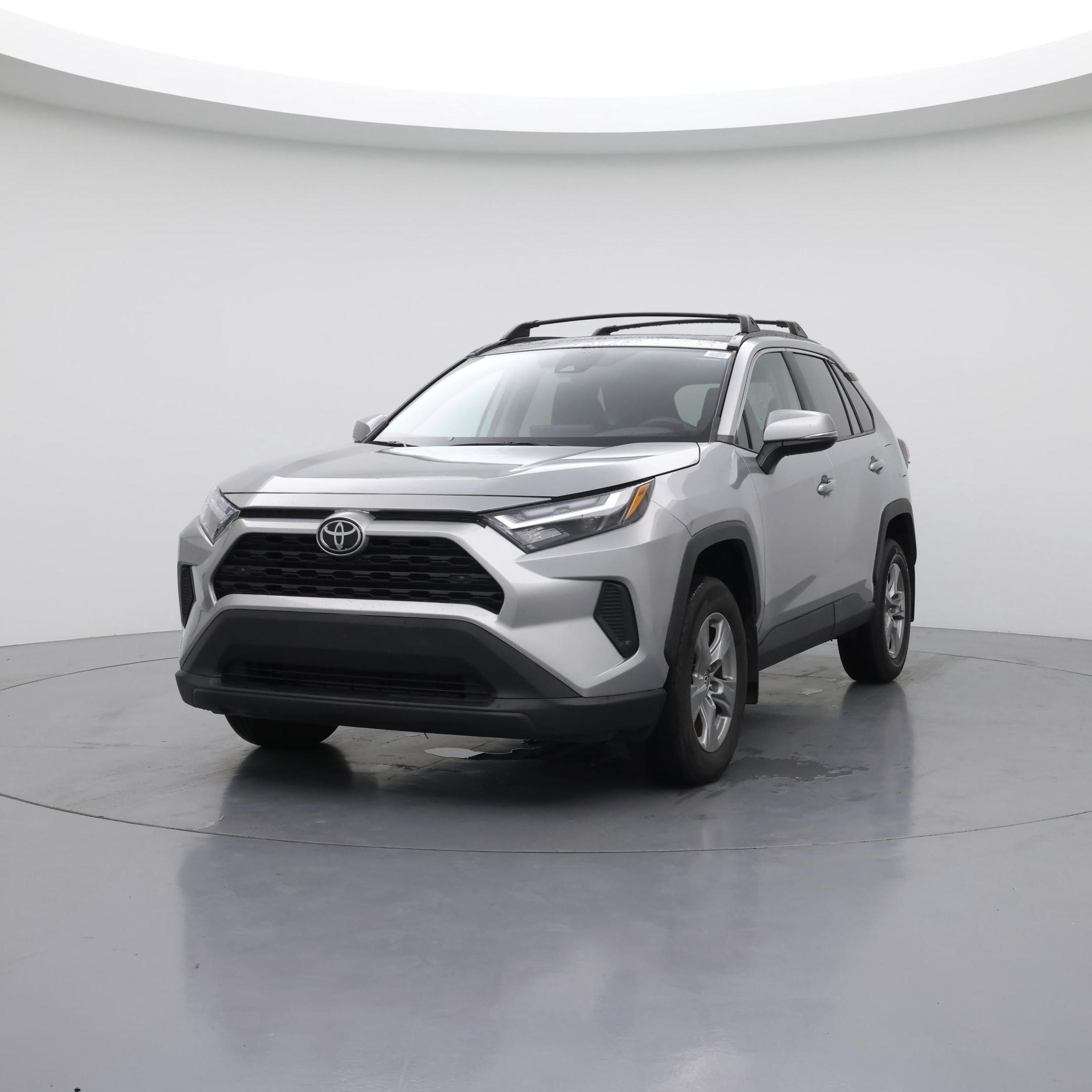 Thumbnail: 2022 Toyota RAV4 - 4