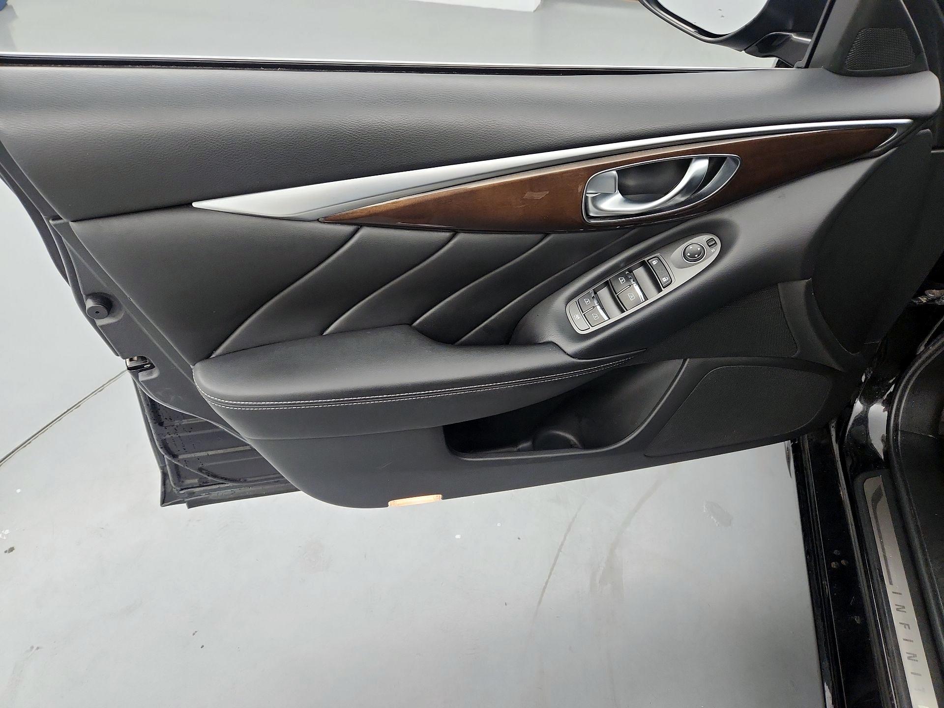Thumbnail: 2018 INFINITI Q50 - 12