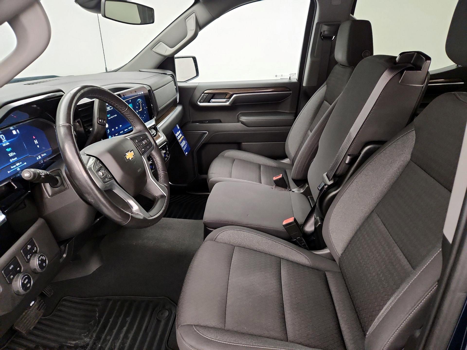 Thumbnail: 2022 Chevrolet Silverado 1500 - 11