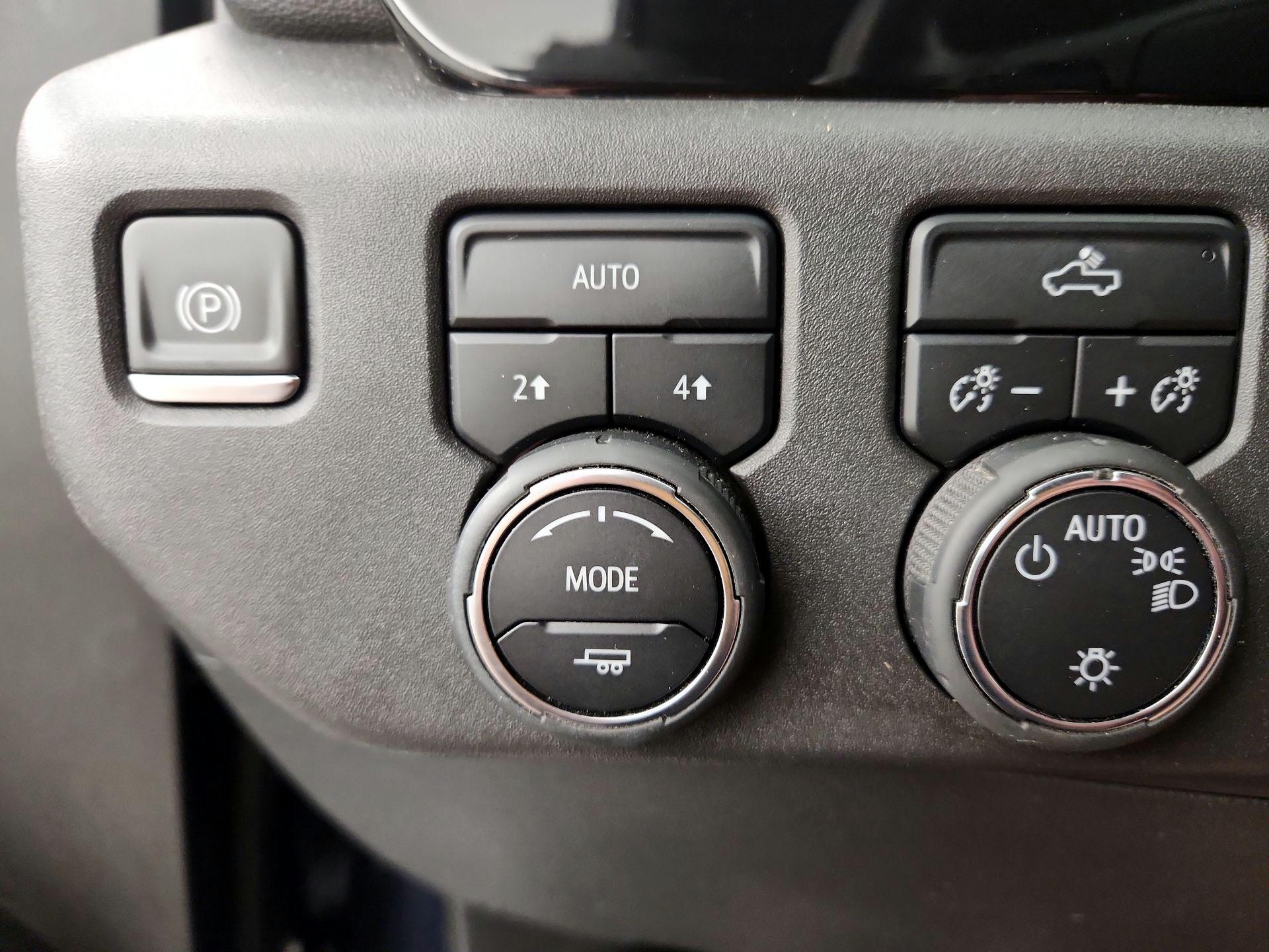 Thumbnail: 2022 Chevrolet Silverado 1500 - 13