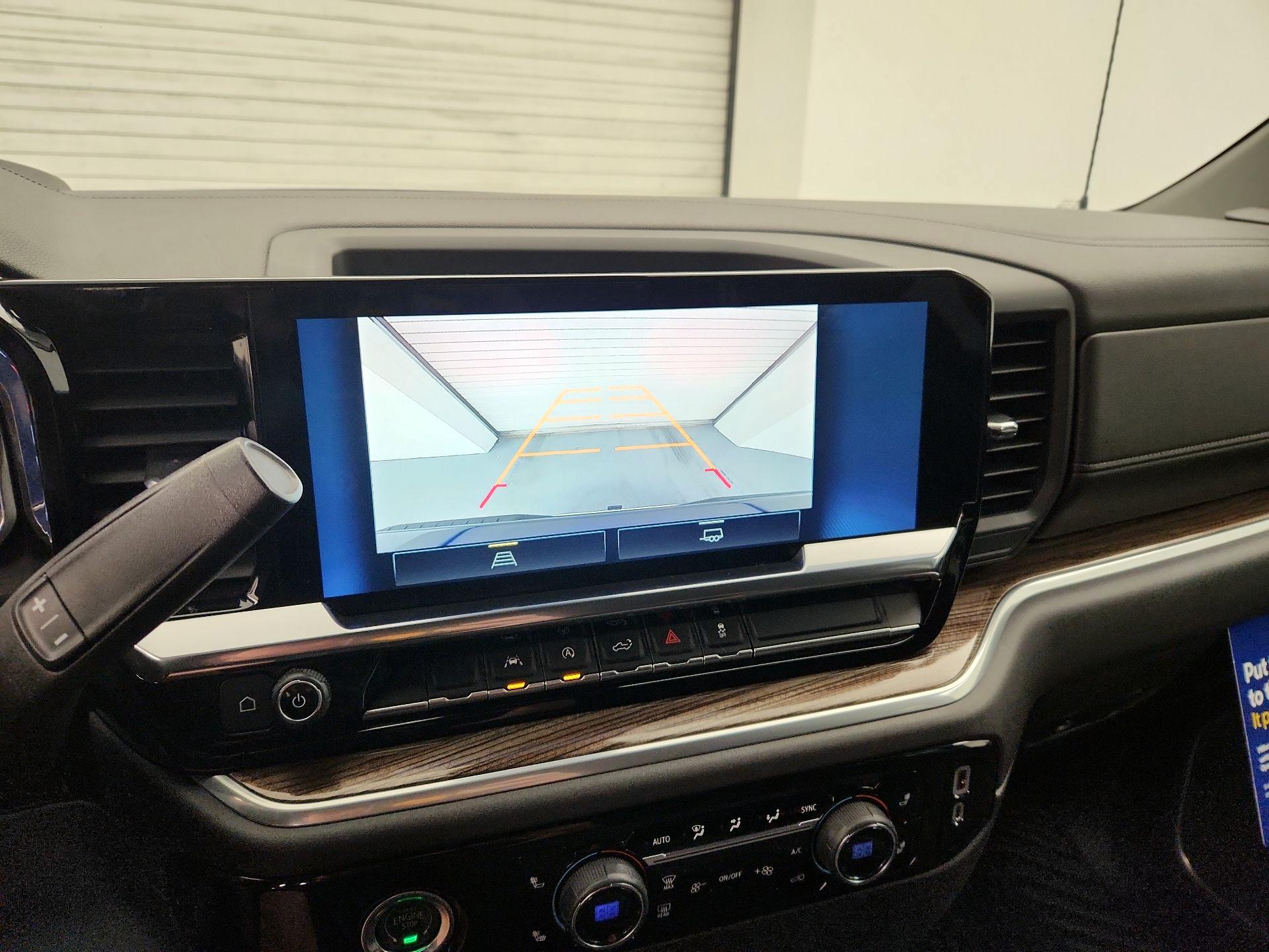 Thumbnail: 2022 Chevrolet Silverado 1500 - 14