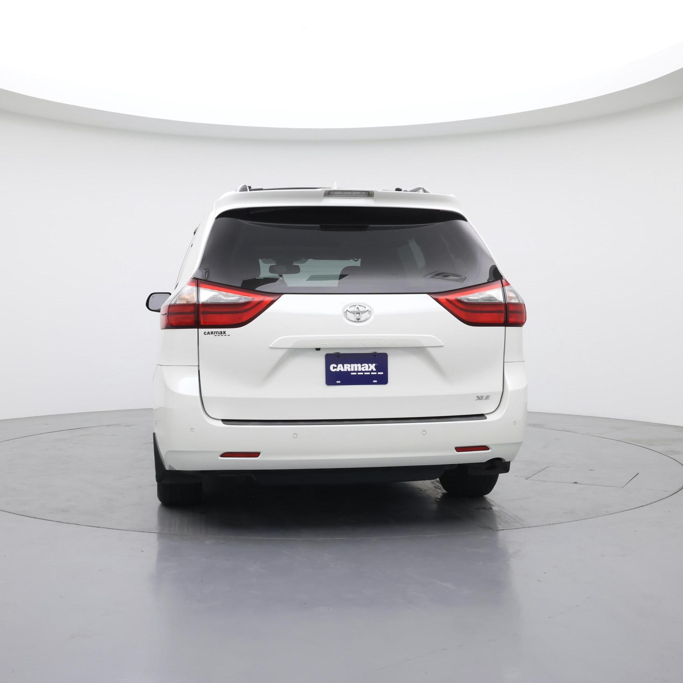 Thumbnail: 2020 Toyota Sienna - 6