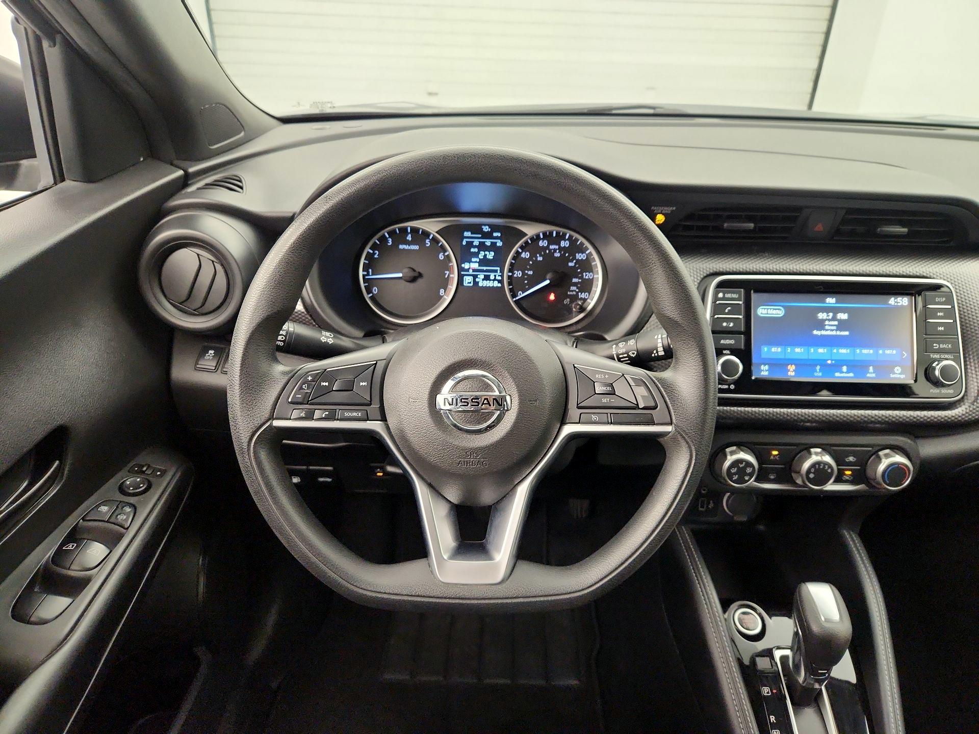 Thumbnail: 2019 Nissan Kicks - 10