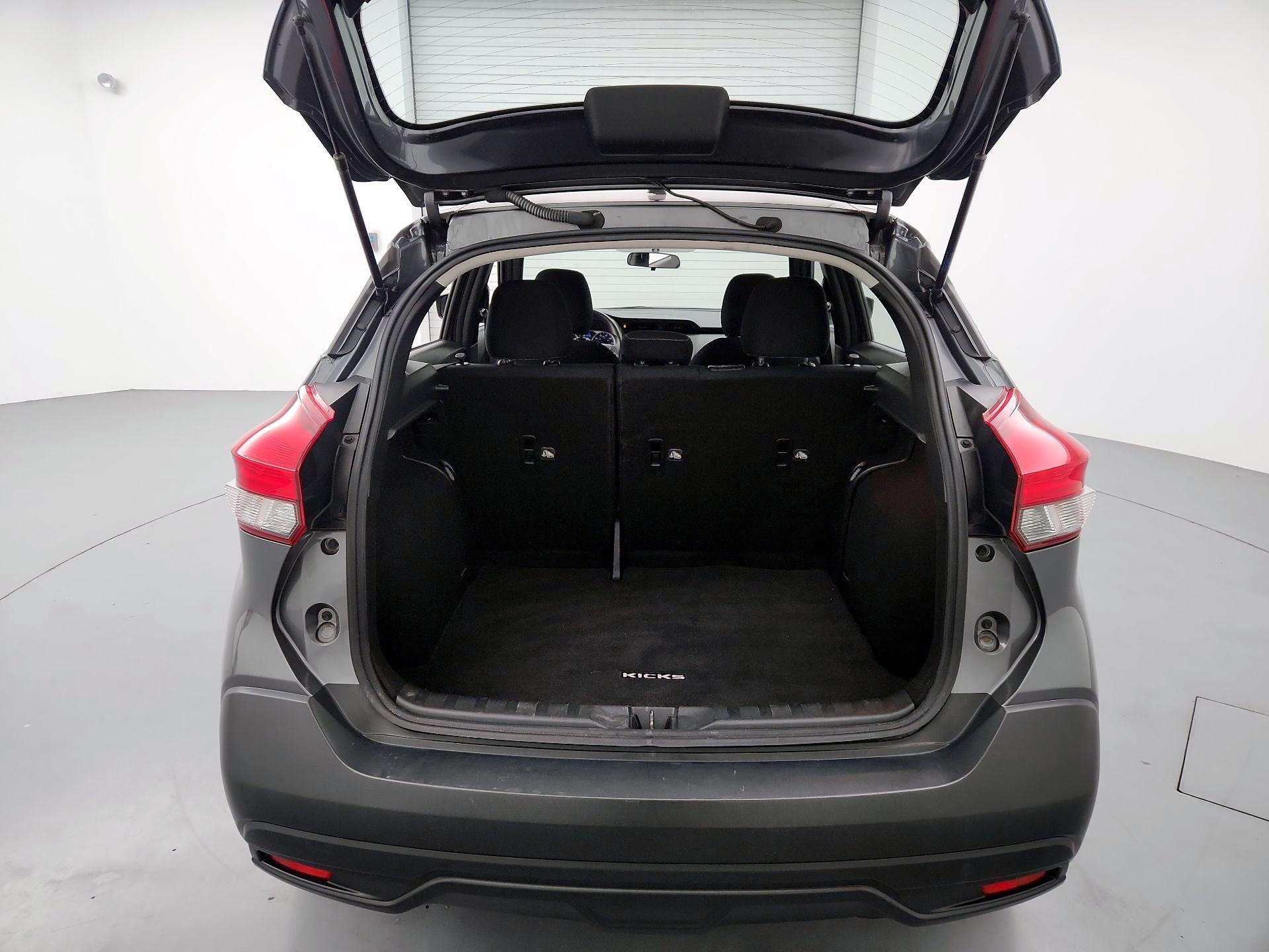 Thumbnail: 2019 Nissan Kicks - 20