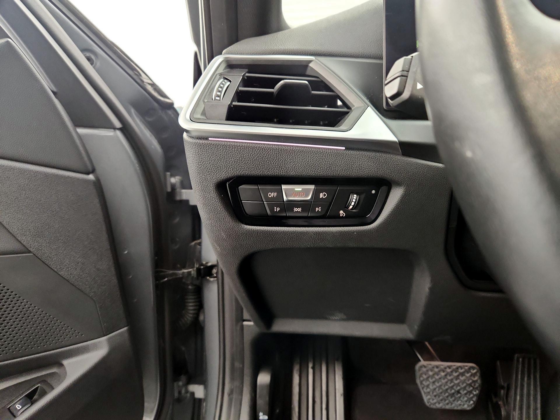 Thumbnail: 2023 BMW 3 Series - 13