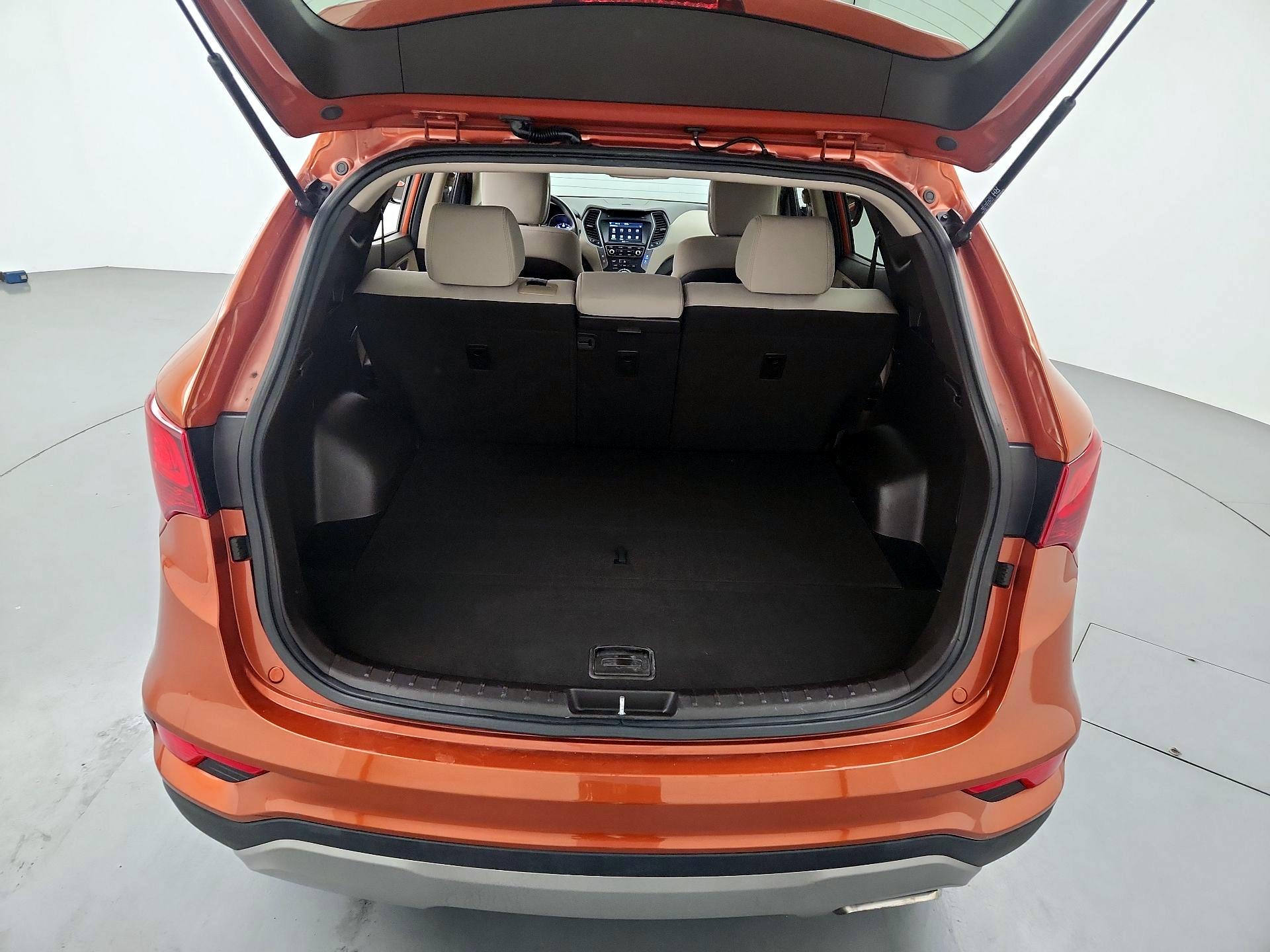 Thumbnail: 2017 Hyundai Santa Fe - 20