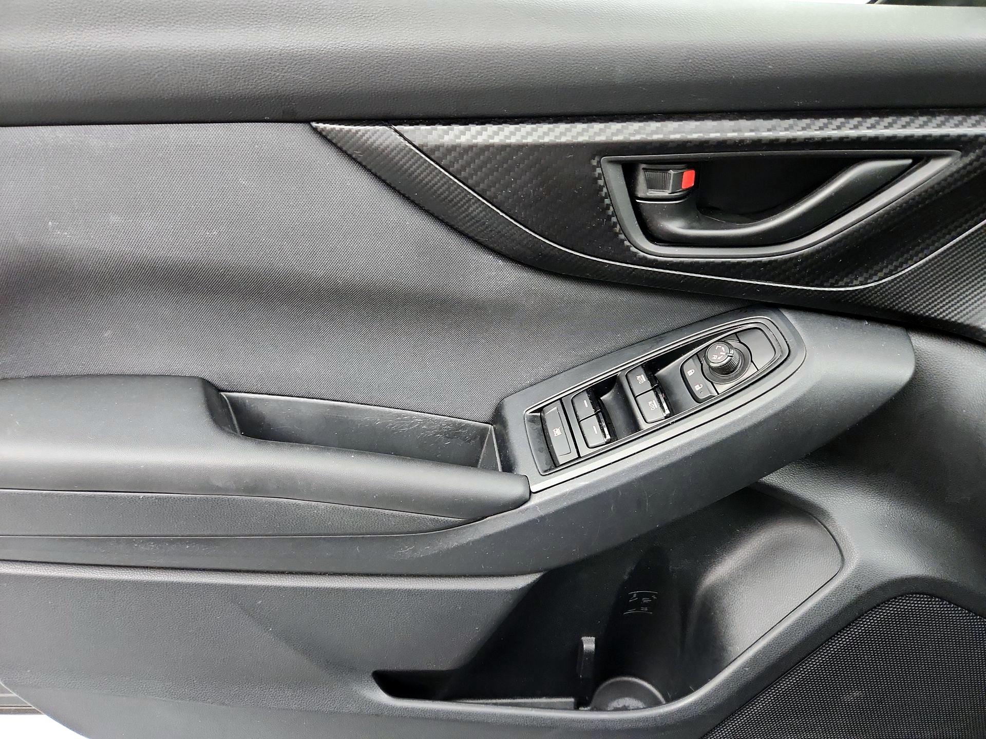 Thumbnail: 2019 Subaru Crosstrek - 10