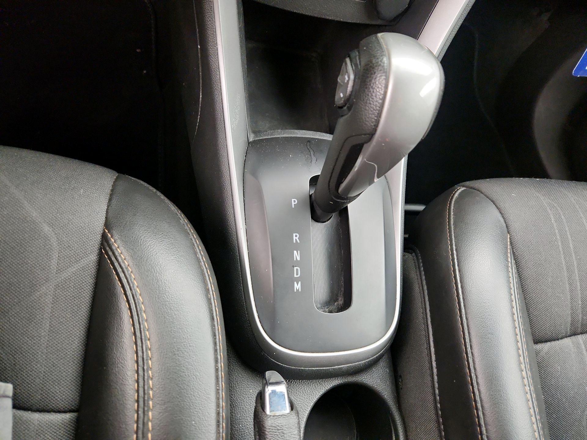 Thumbnail: 2021 Chevrolet Trax - 17