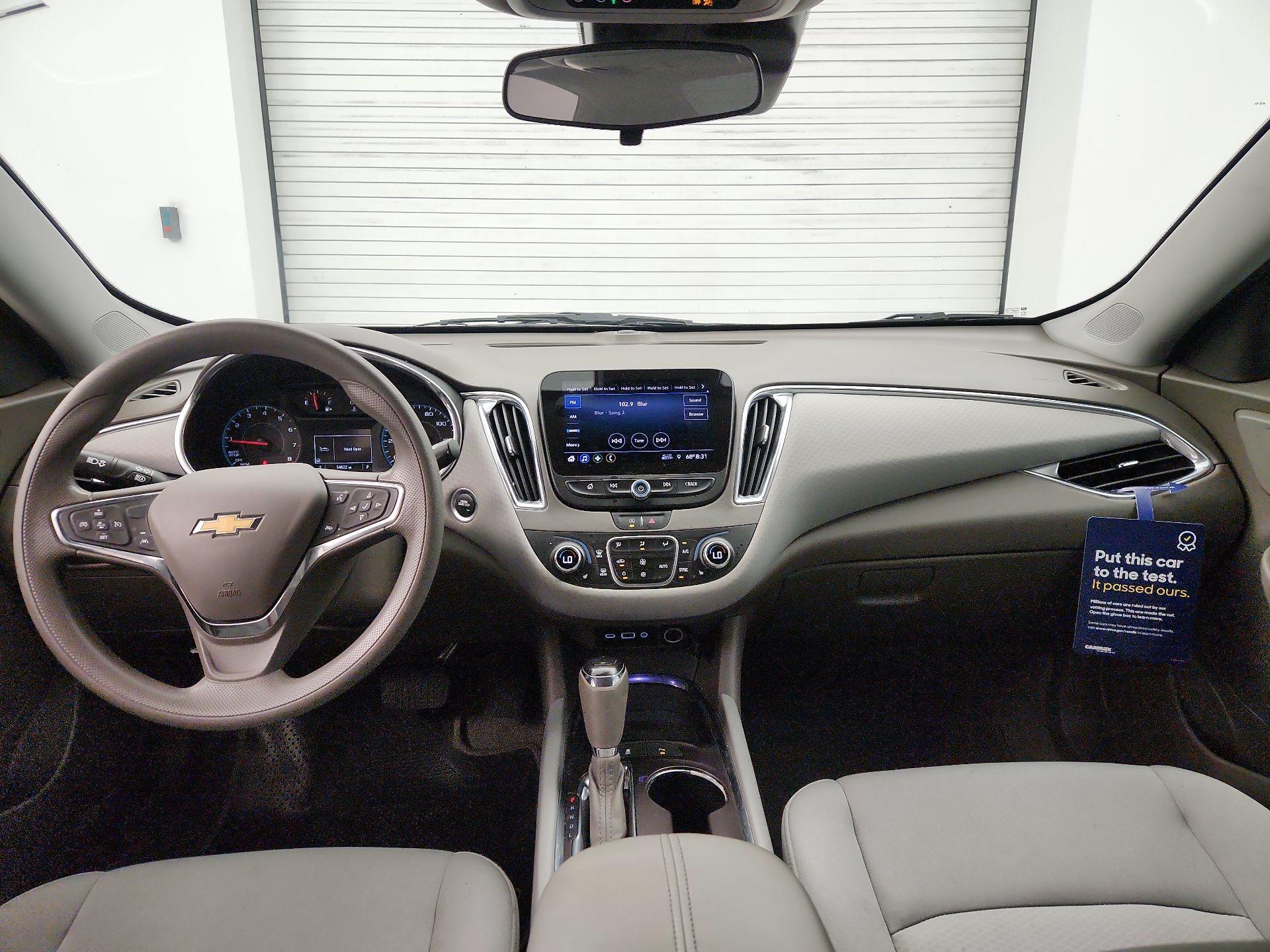 Thumbnail: 2020 Chevrolet Malibu - 9