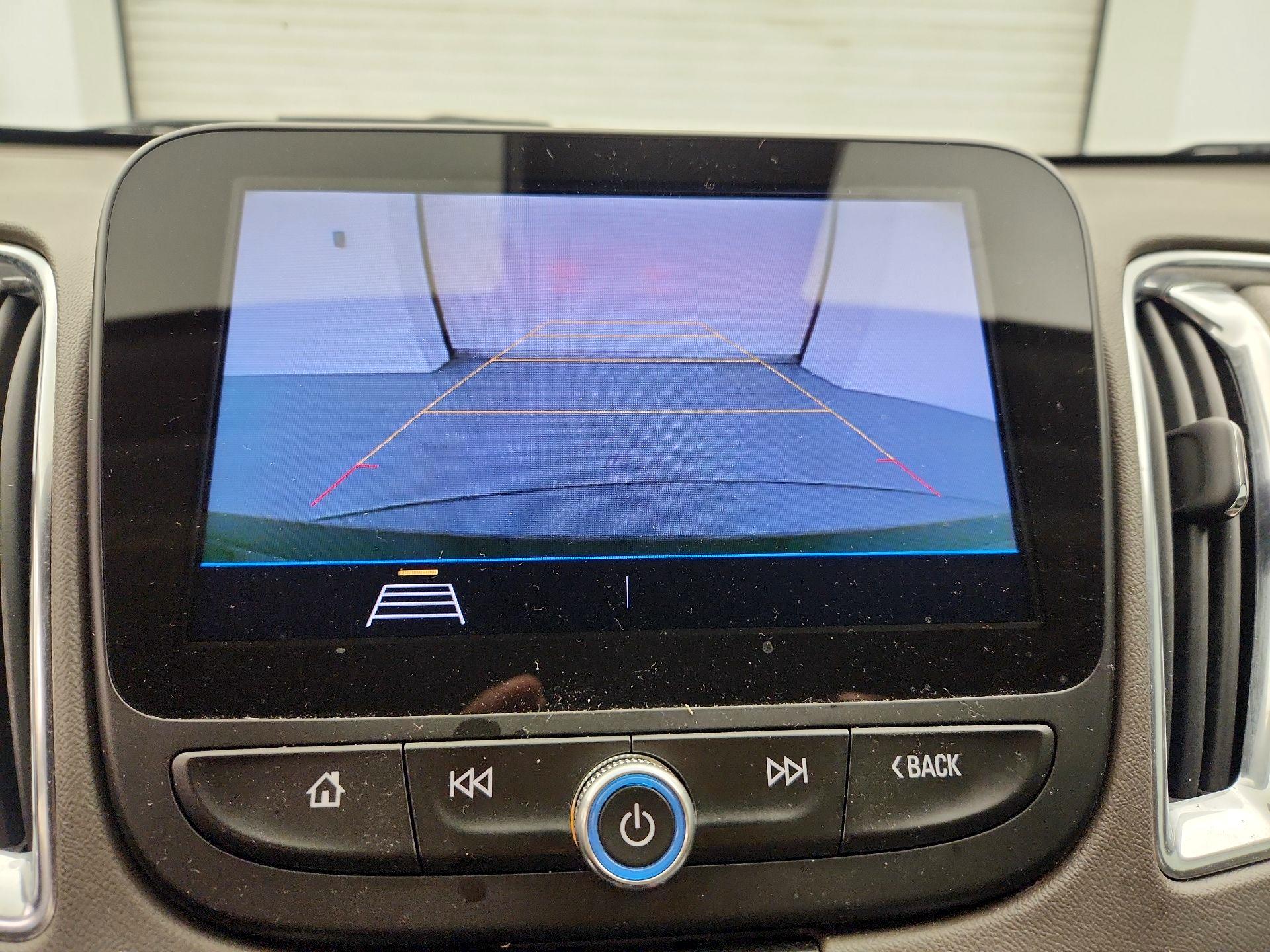 Thumbnail: 2020 Chevrolet Malibu - 14