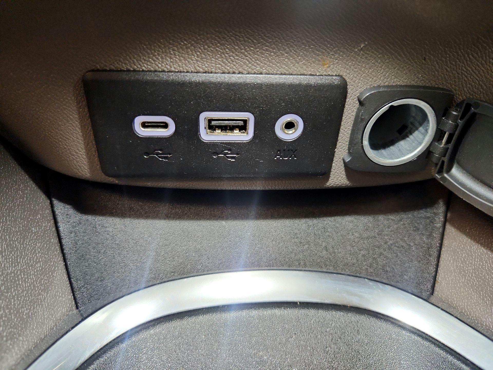 Thumbnail: 2020 Chevrolet Malibu - 18