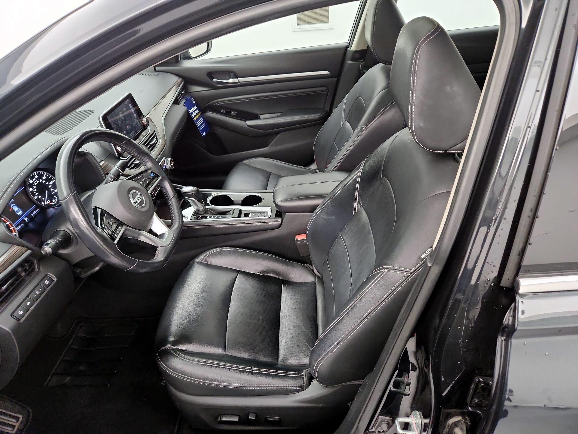 Thumbnail: 2020 Nissan Altima - 11