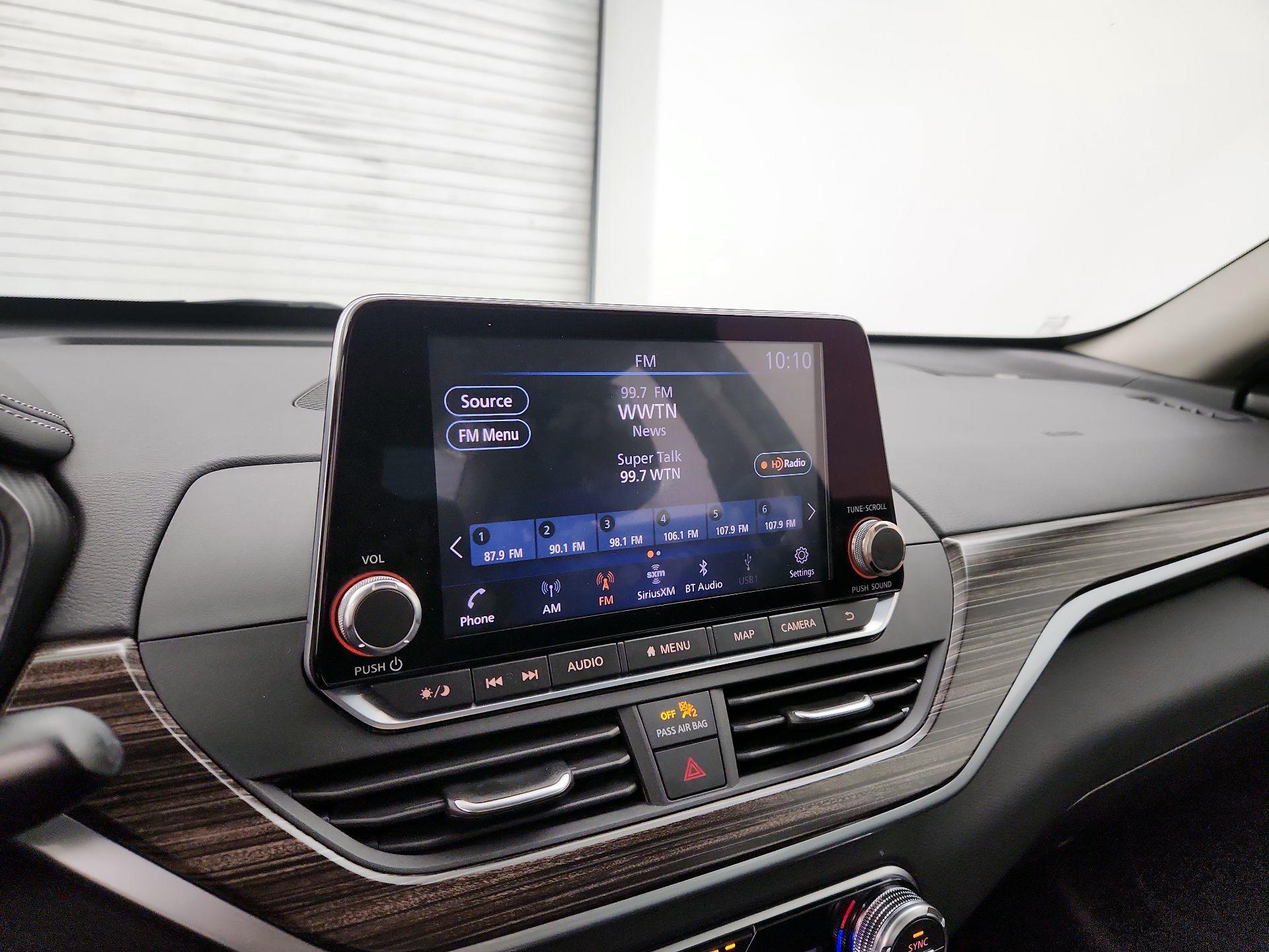 Thumbnail: 2020 Nissan Altima - 16