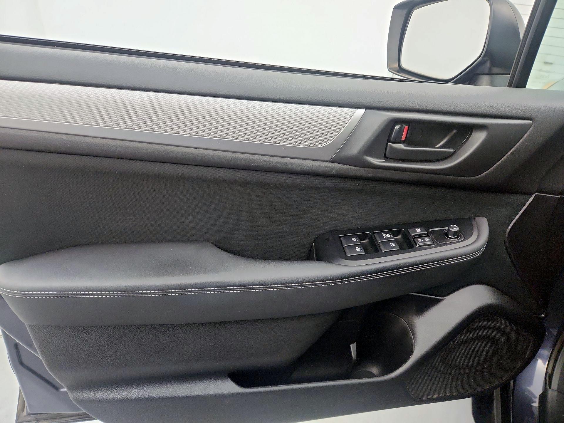 Thumbnail: 2017 Subaru Outback - 12