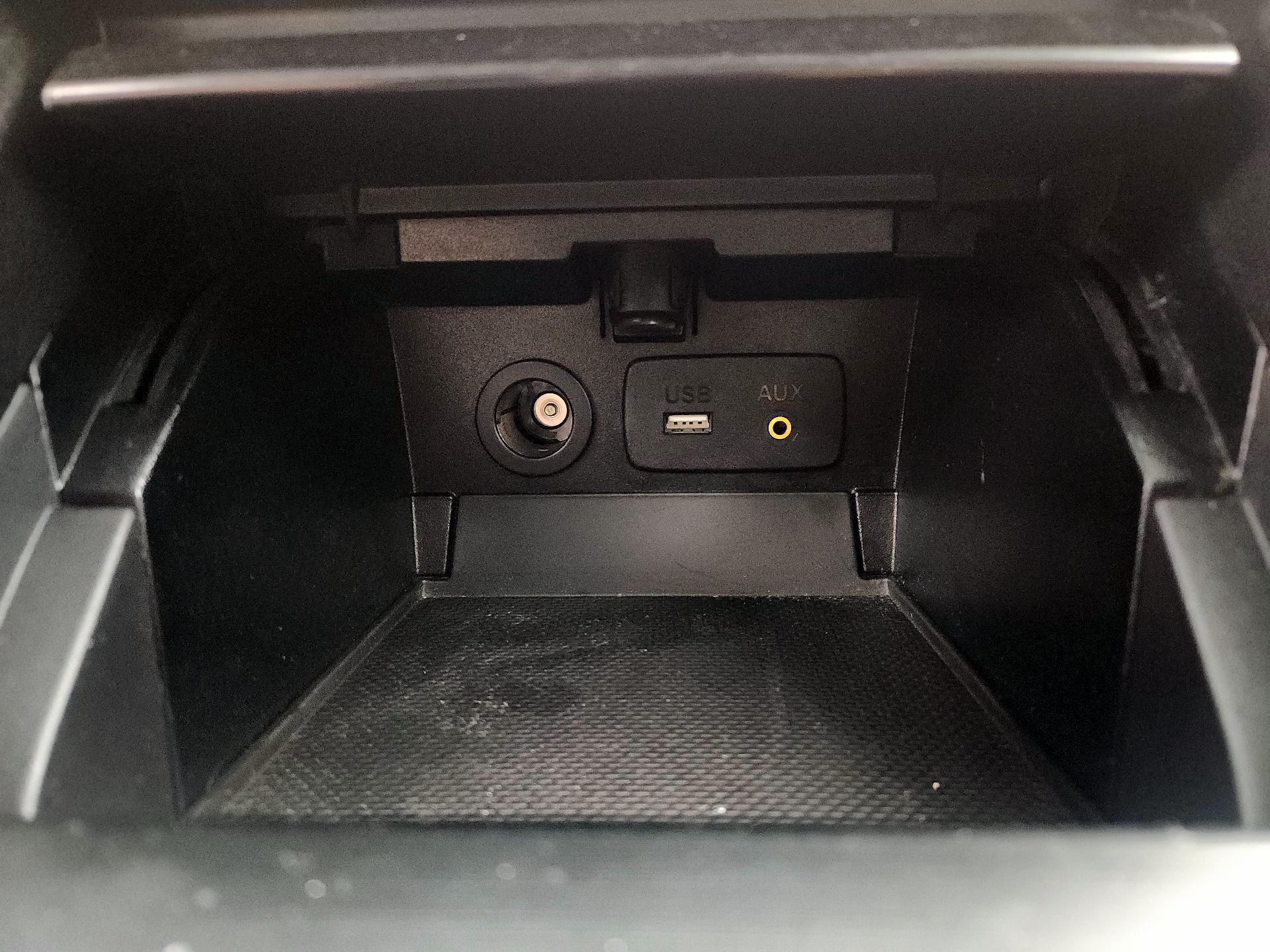 Thumbnail: 2017 Subaru Outback - 18