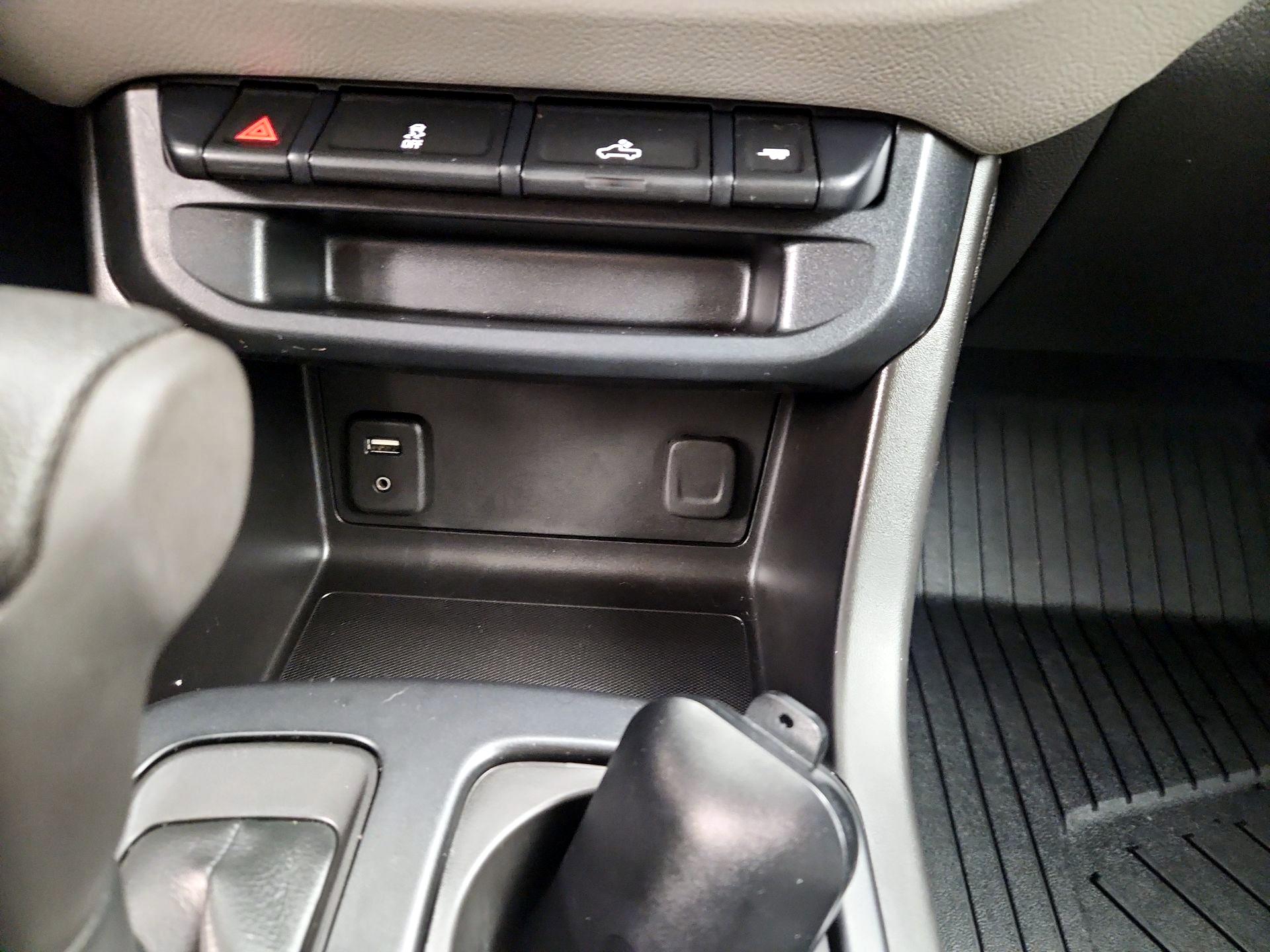 Thumbnail: 2018 Chevrolet Colorado - 18