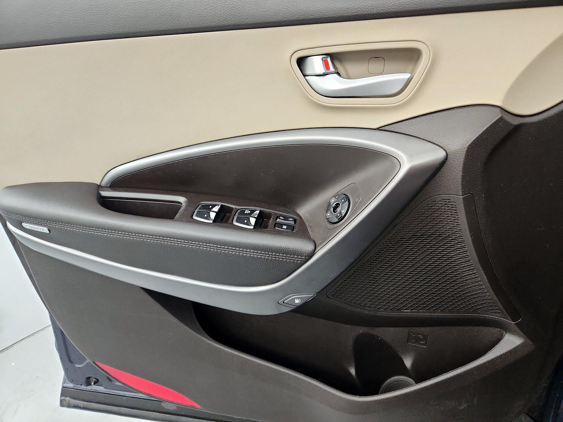 Thumbnail: 2018 Hyundai Santa Fe - 12