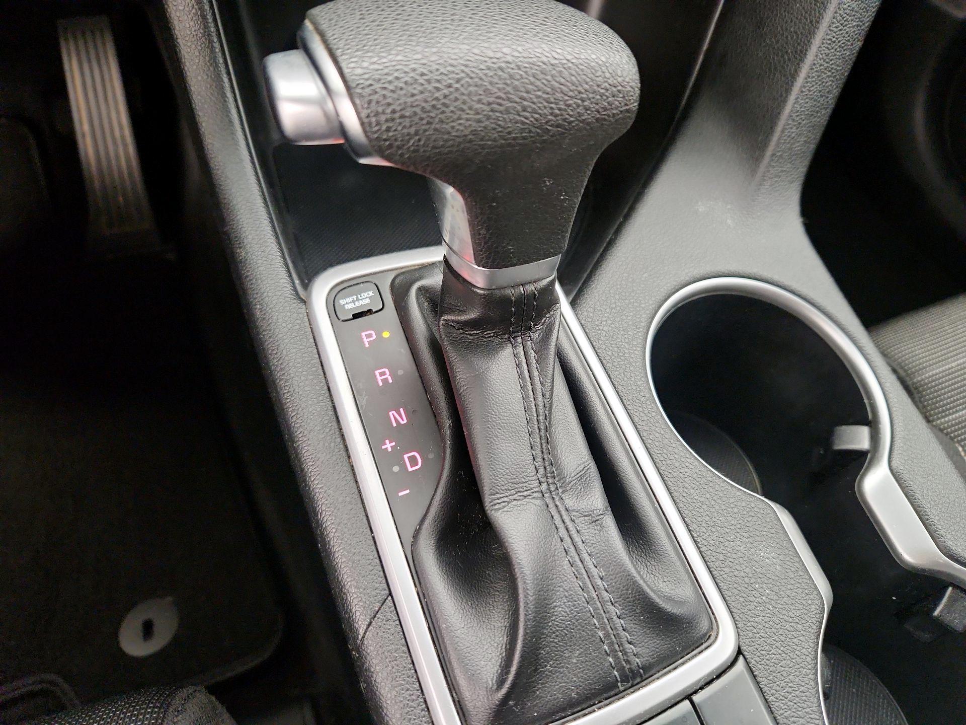 Thumbnail: 2018 Kia Sportage - 17