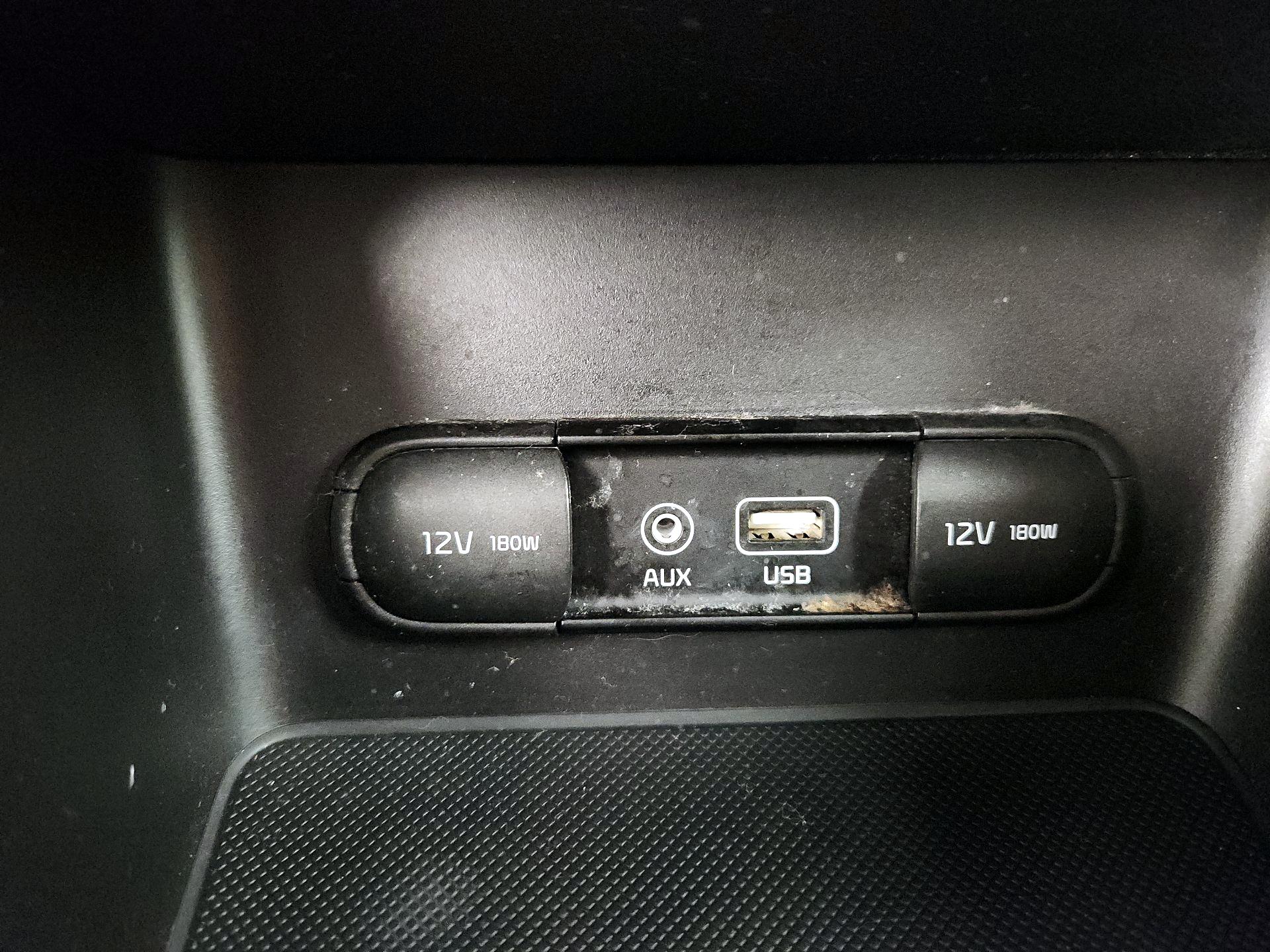 Thumbnail: 2018 Kia Sportage - 18