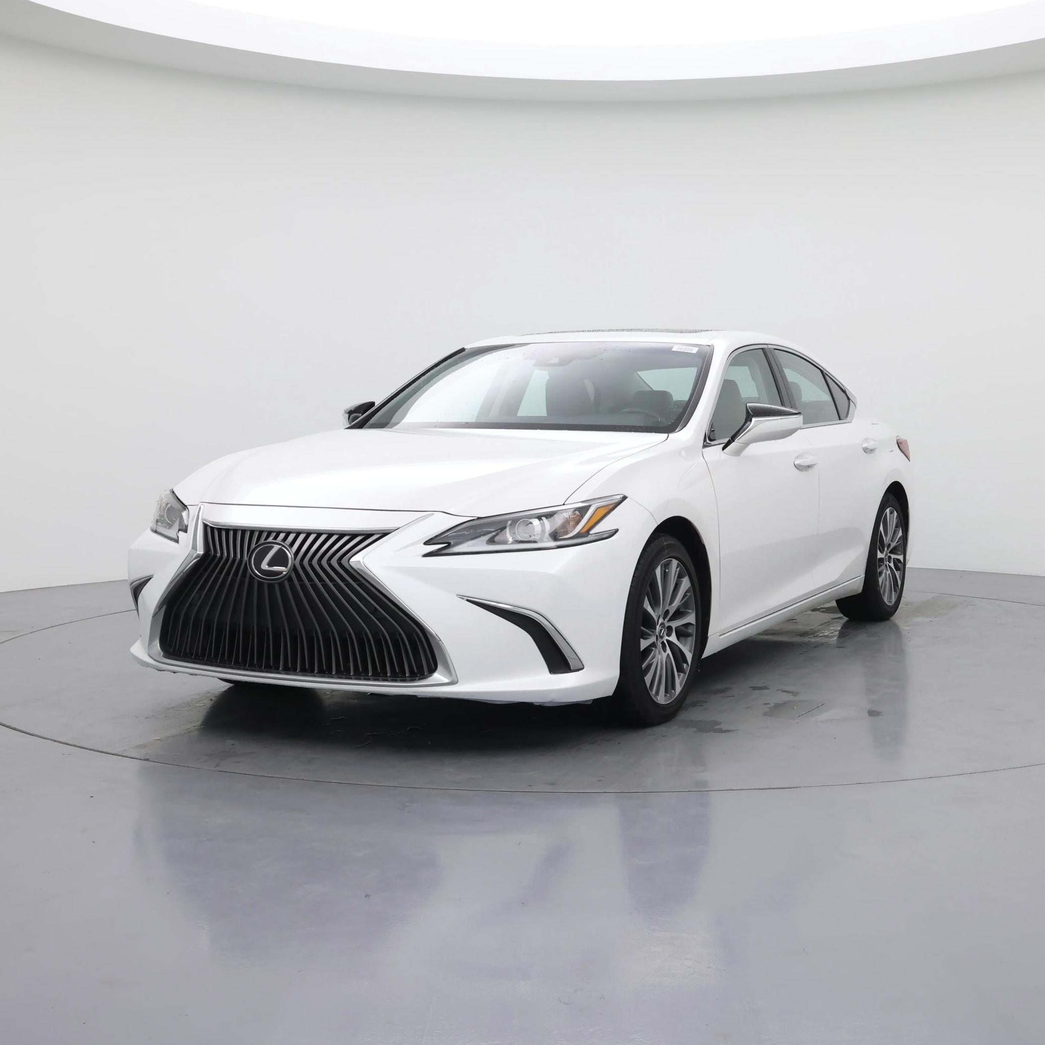 Thumbnail: 2020 Lexus ES - 4