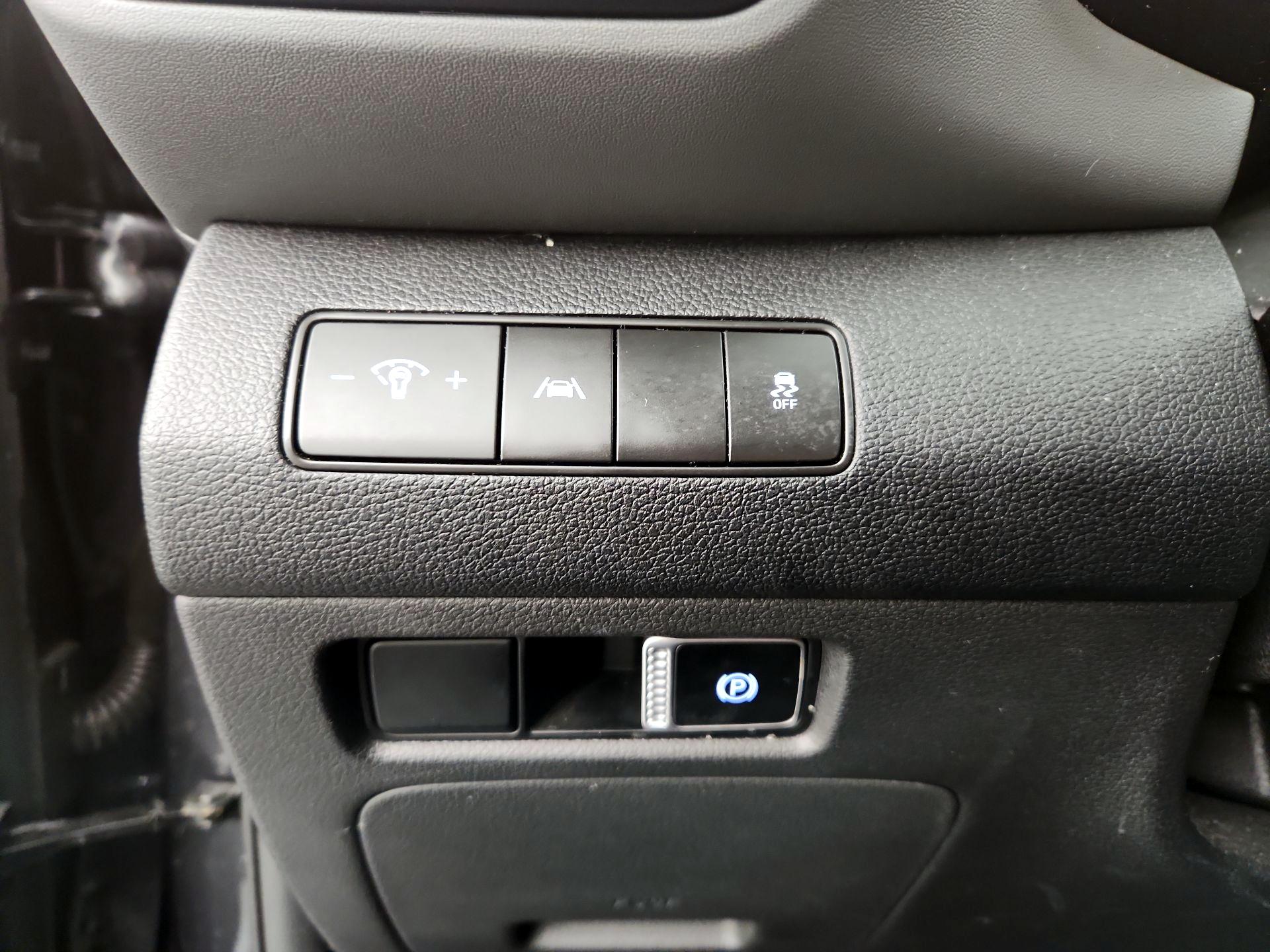 Thumbnail: 2023 Hyundai Santa Fe - 13