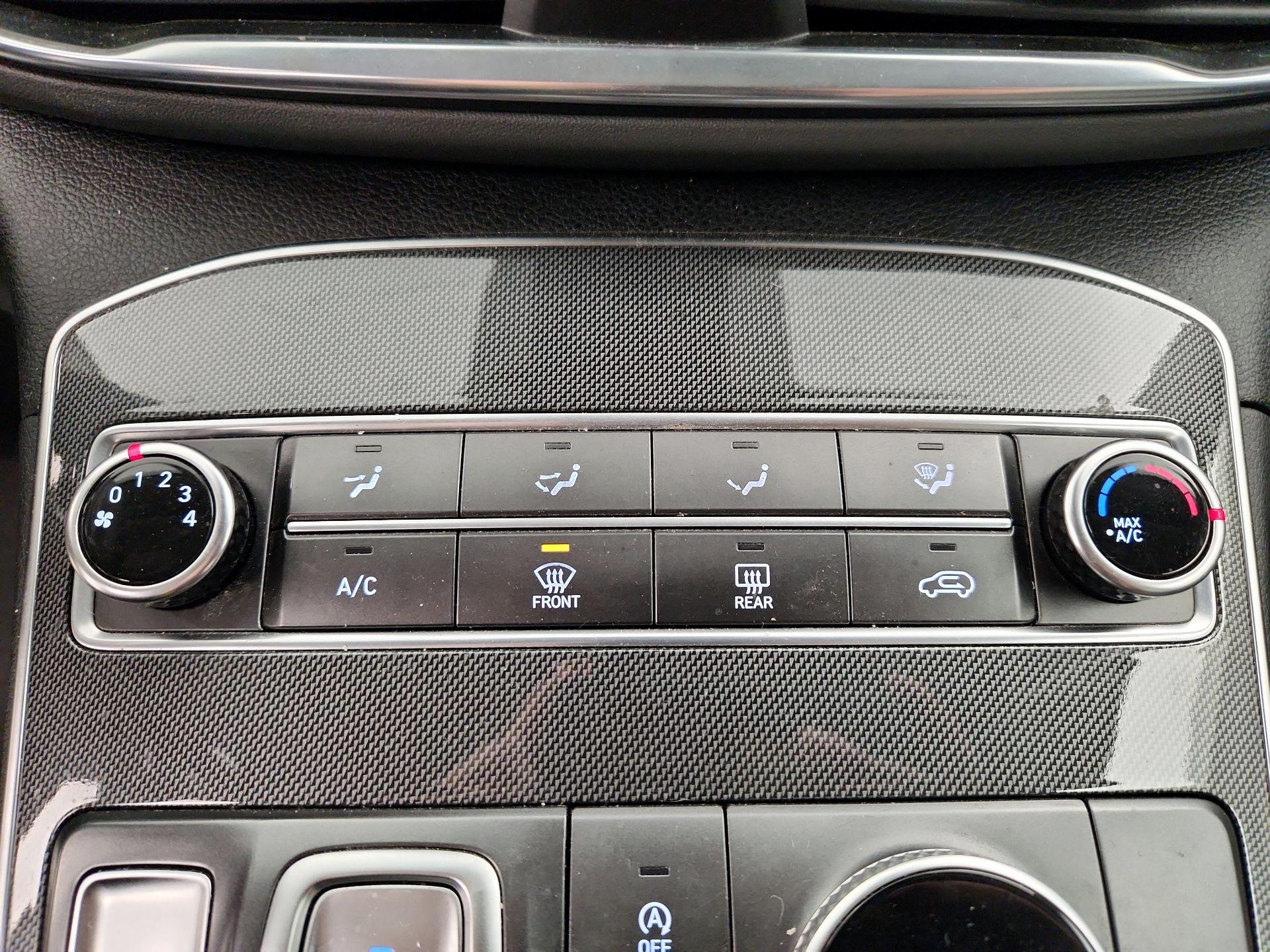 Thumbnail: 2023 Hyundai Santa Fe - 16