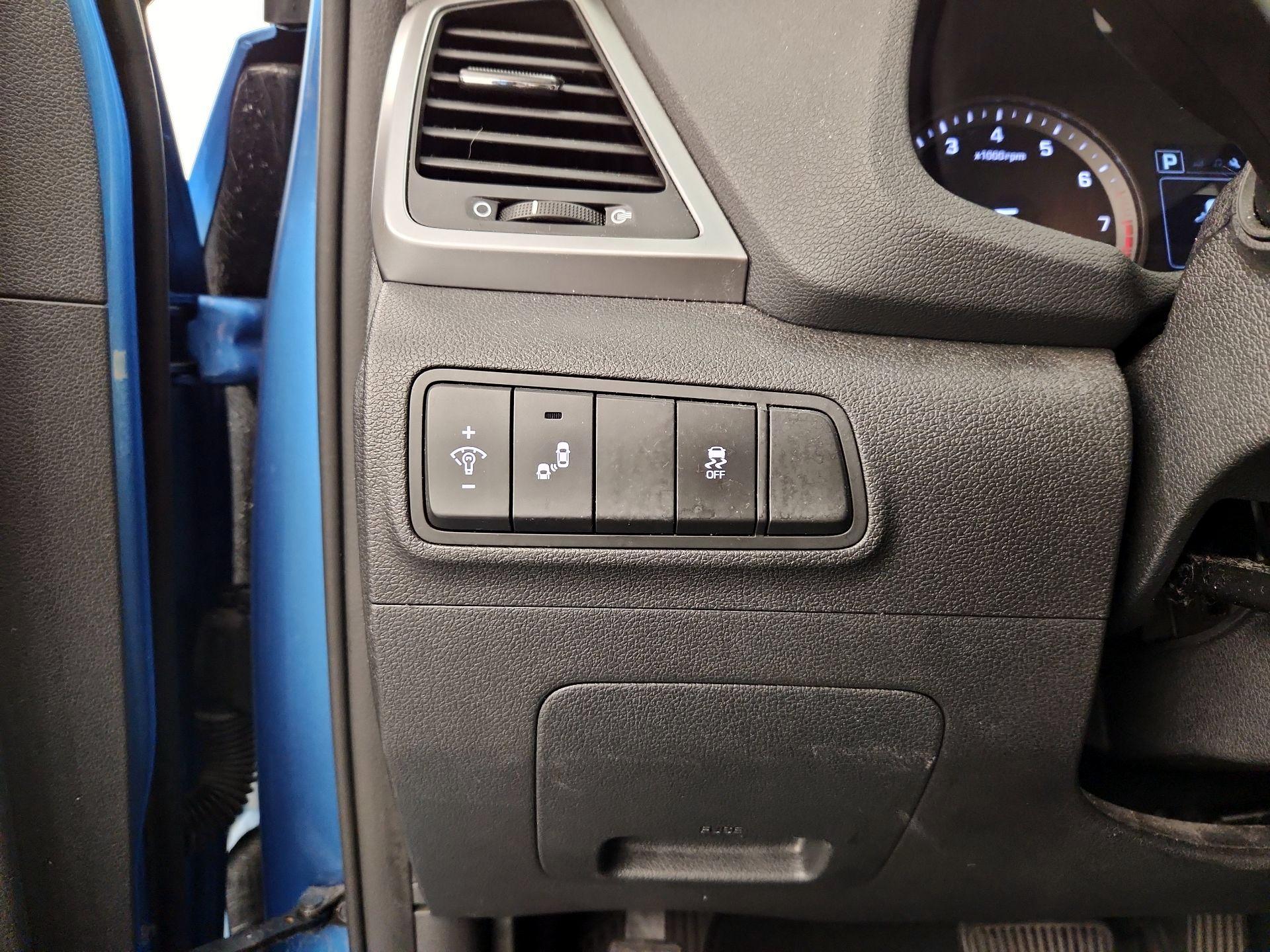 Thumbnail: 2018 Hyundai Tucson - 13