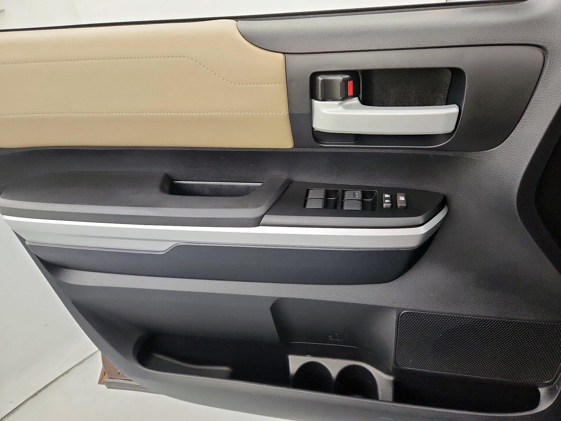 Thumbnail: 2015 Toyota Tundra - 12