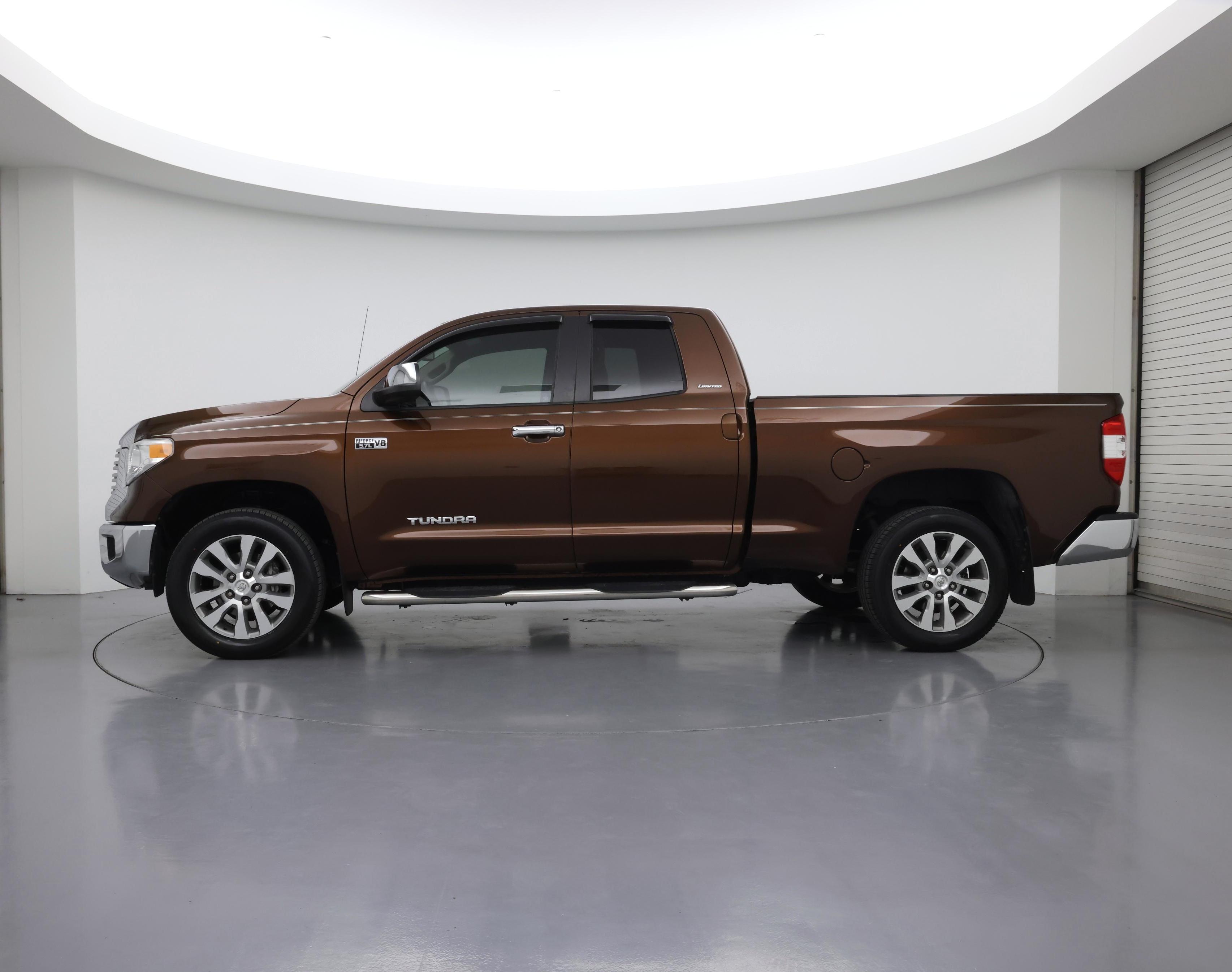 Thumbnail: 2015 Toyota Tundra - 3