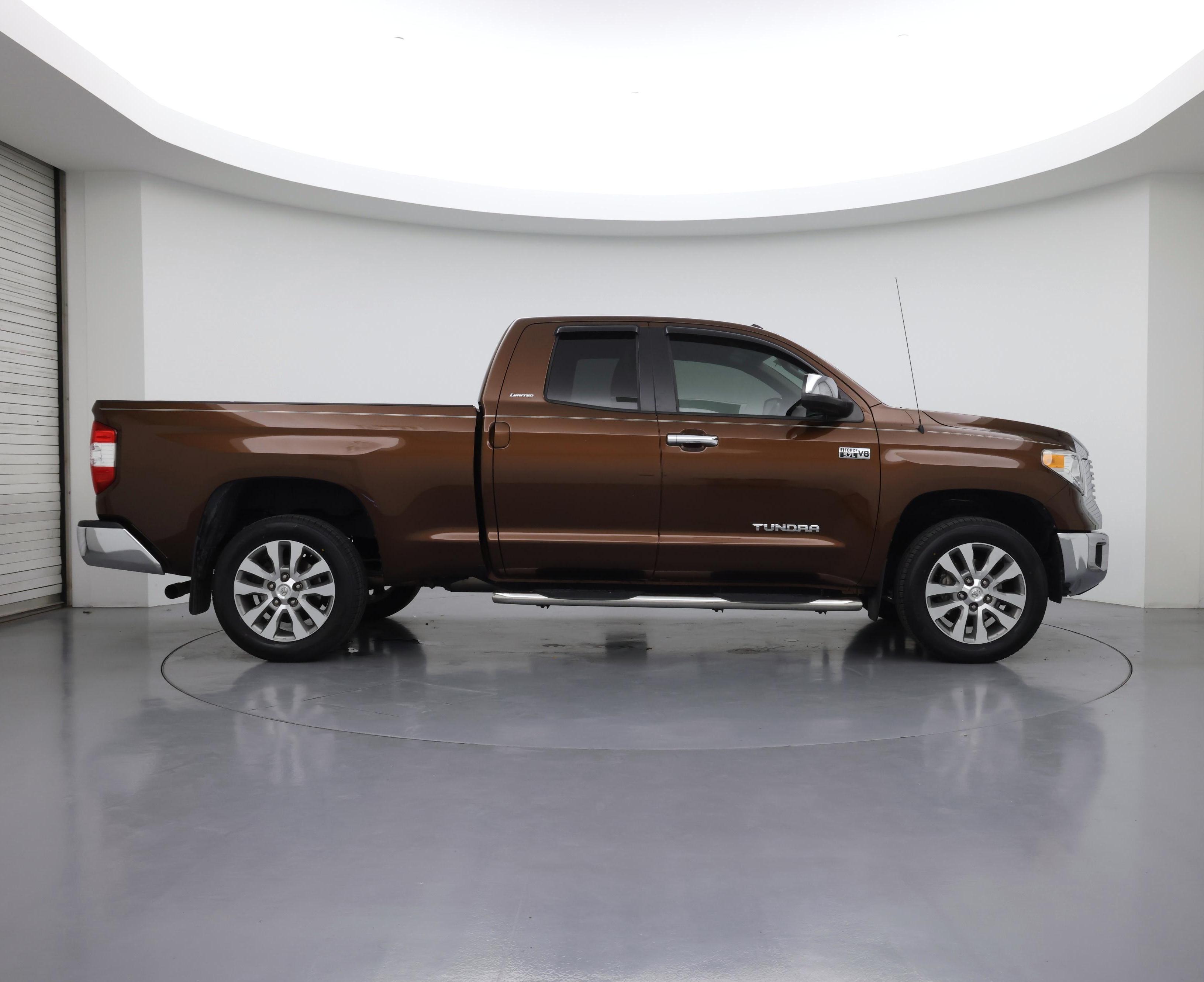 Thumbnail: 2015 Toyota Tundra - 7