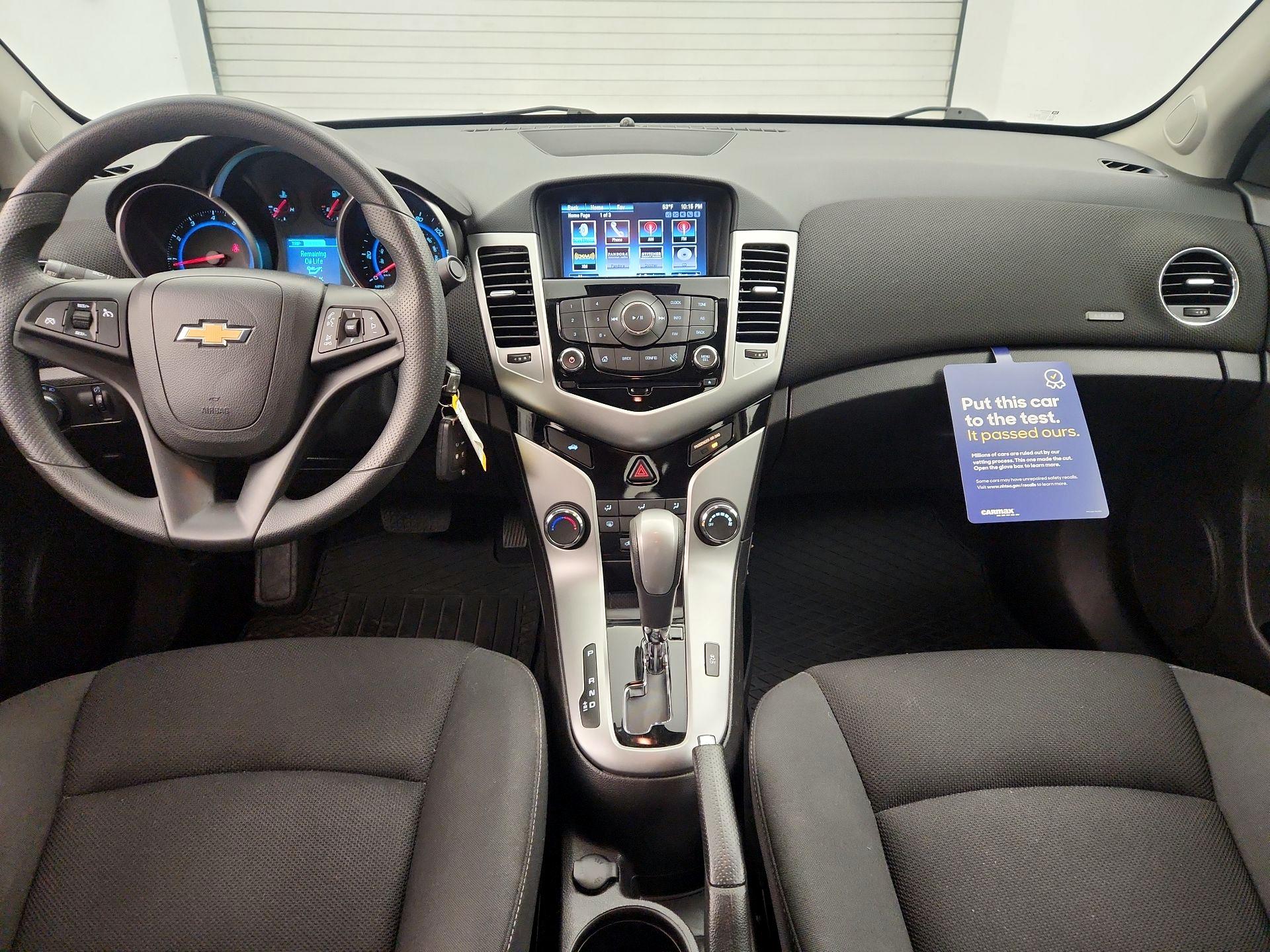 Thumbnail: 2016 Chevrolet Cruze - 9