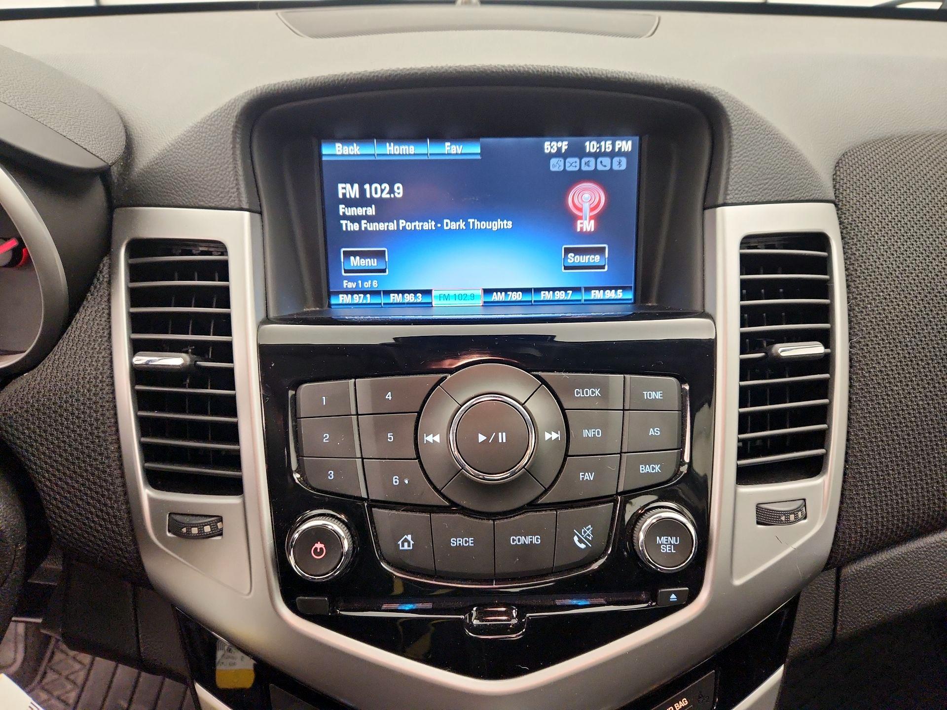 Thumbnail: 2016 Chevrolet Cruze - 15