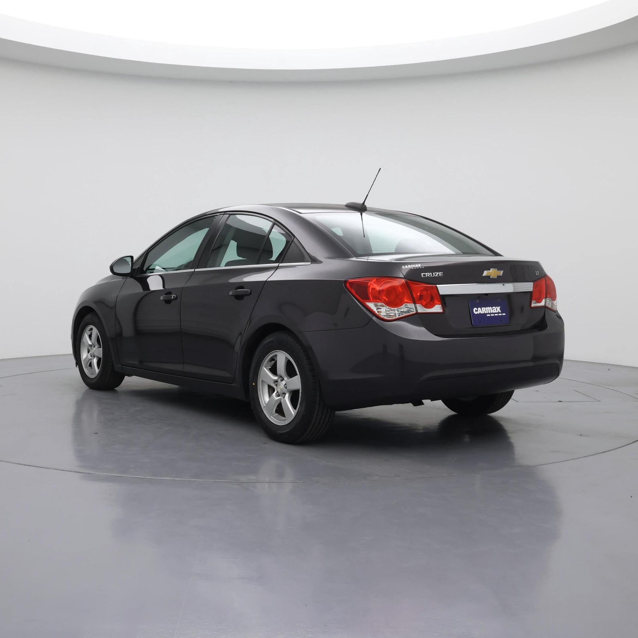 Thumbnail: 2016 Chevrolet Cruze - 2