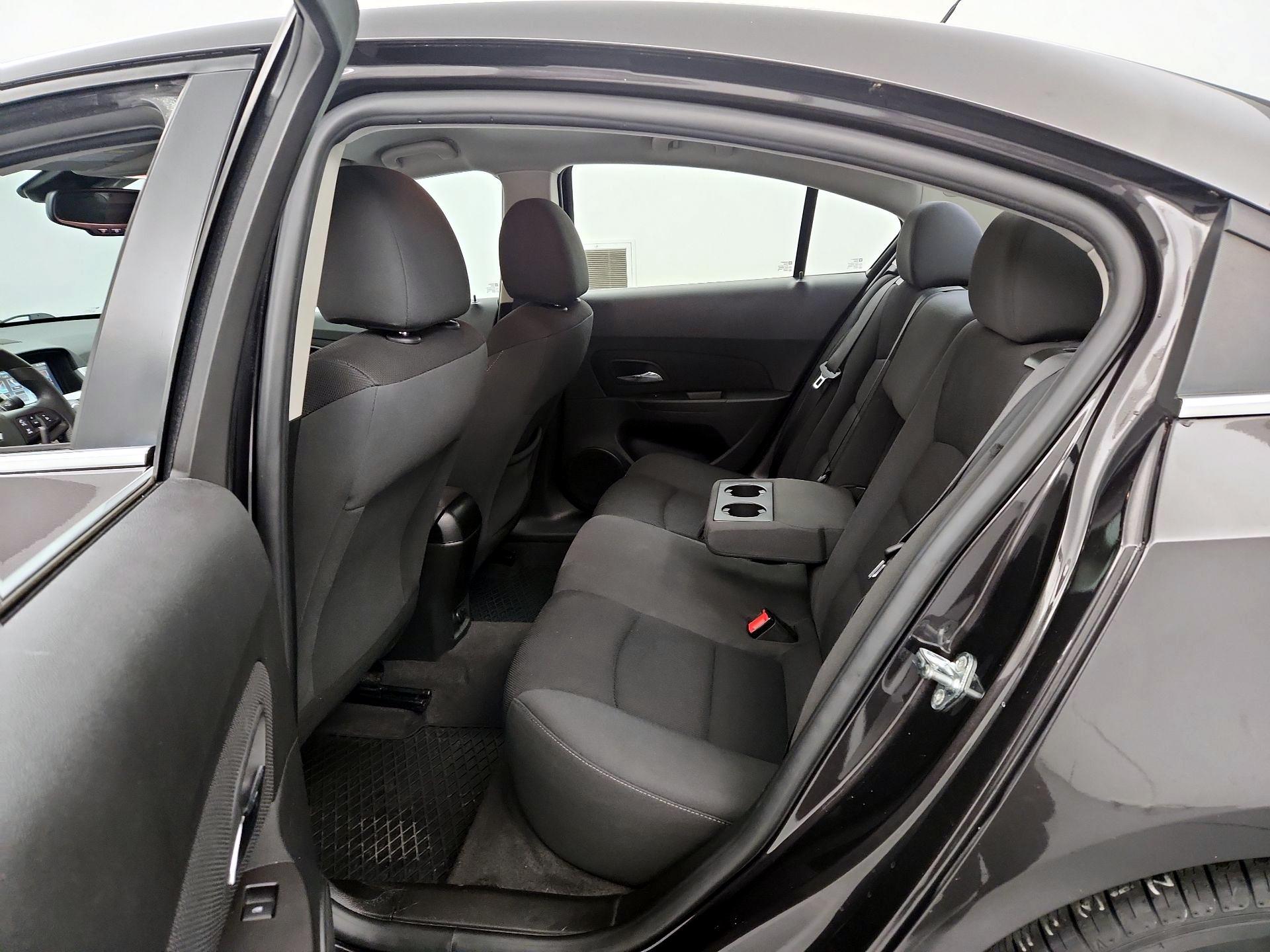 Thumbnail: 2016 Chevrolet Cruze - 19