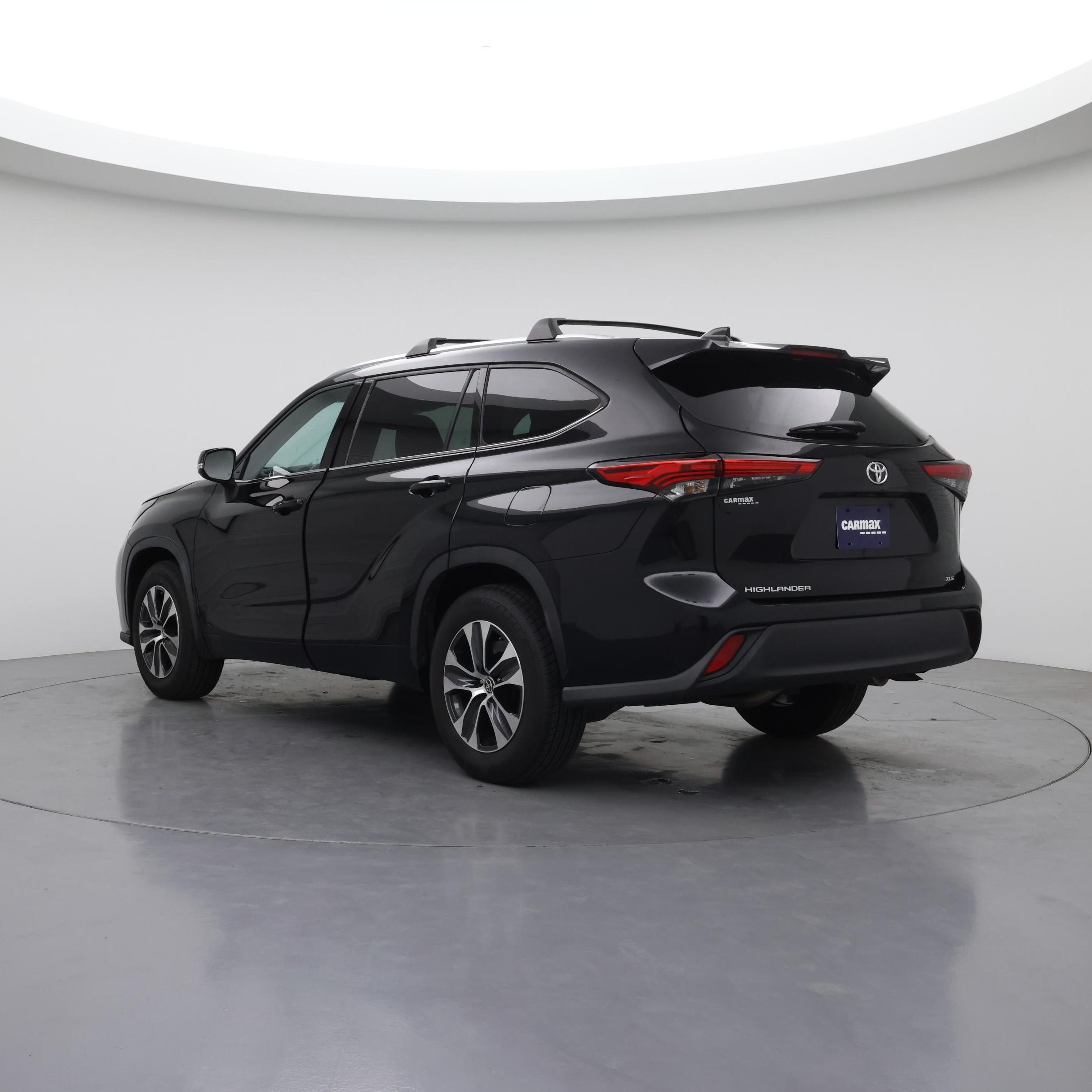 Thumbnail: 2020 Toyota Highlander - 2
