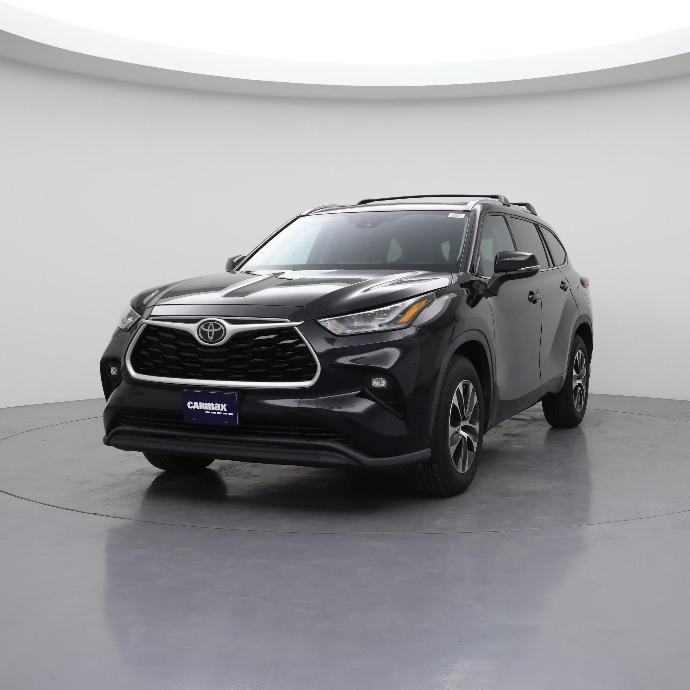 Thumbnail: 2020 Toyota Highlander - 4