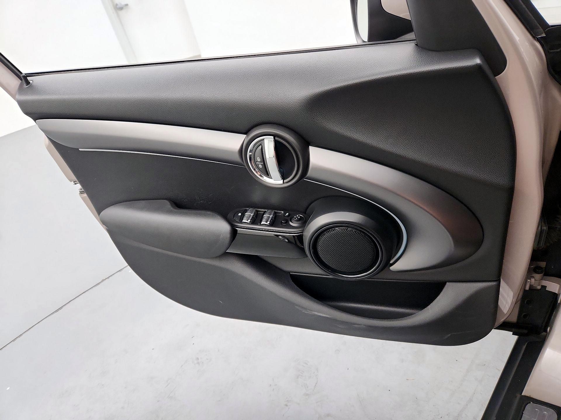 Thumbnail: 2024 MINI Cooper Hardtop - 12