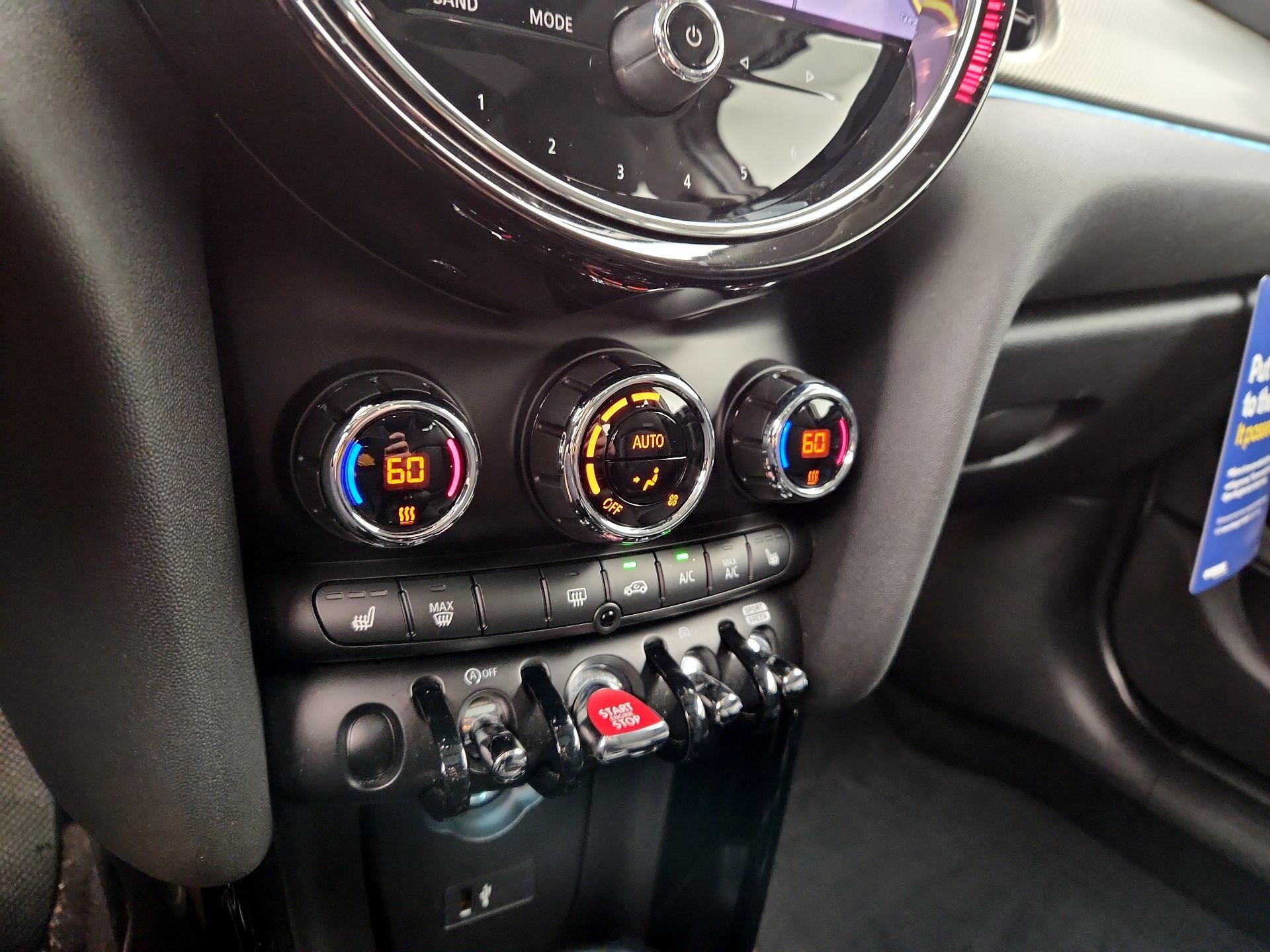 Thumbnail: 2024 MINI Cooper Hardtop - 16