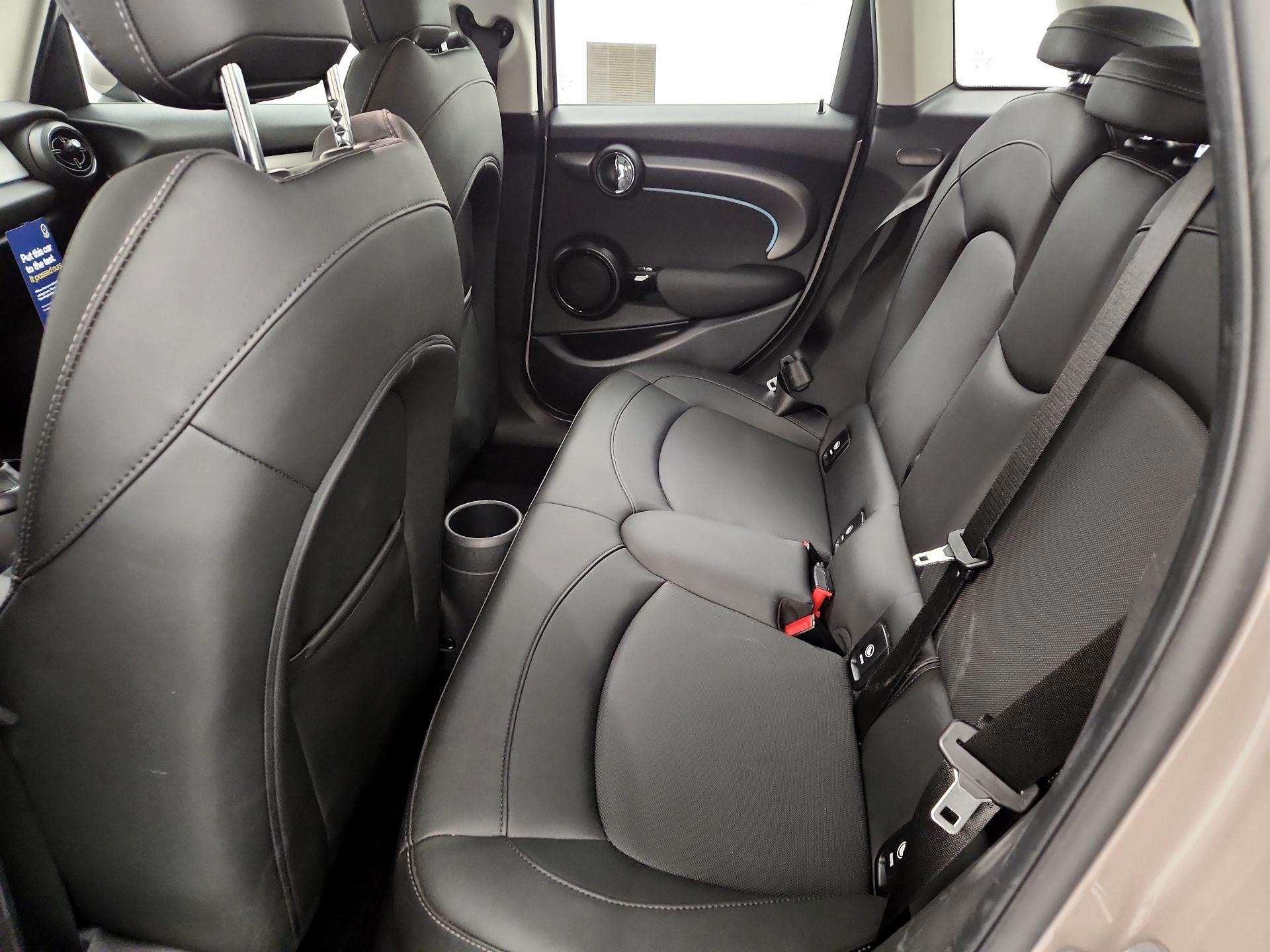 Thumbnail: 2024 MINI Cooper Hardtop - 18