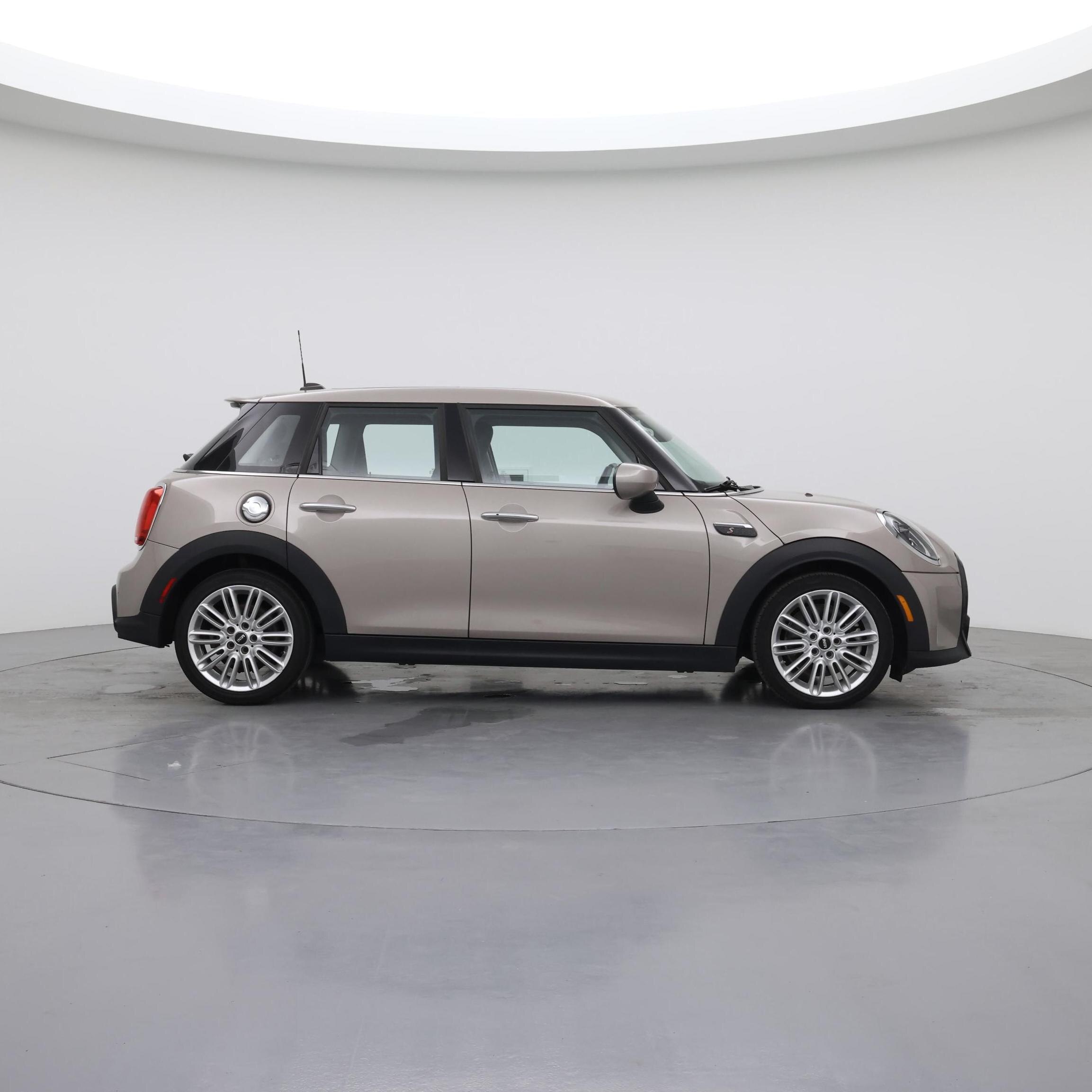 Thumbnail: 2024 MINI Cooper Hardtop - 7