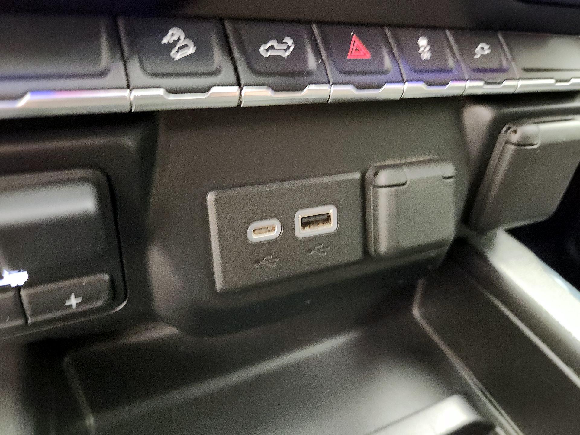 Thumbnail: 2021 GMC Sierra 1500 - 18