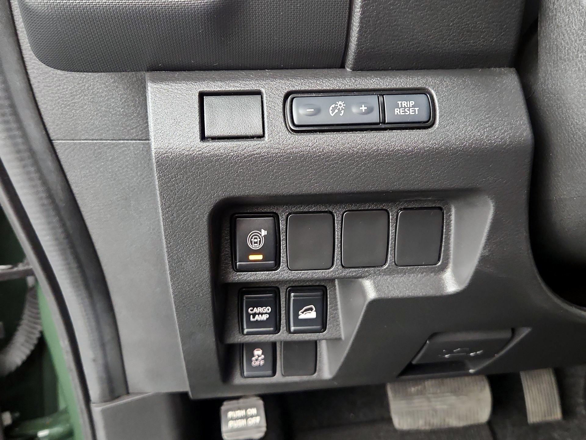 Thumbnail: 2023 Nissan Frontier - 13