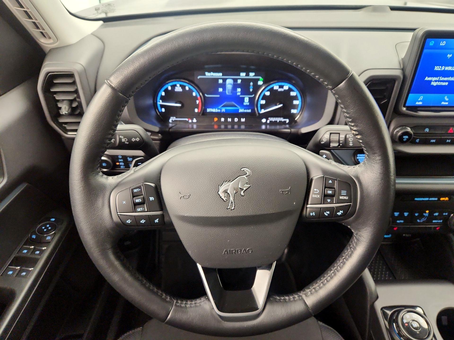 Thumbnail: 2022 Ford Bronco Sport - 10