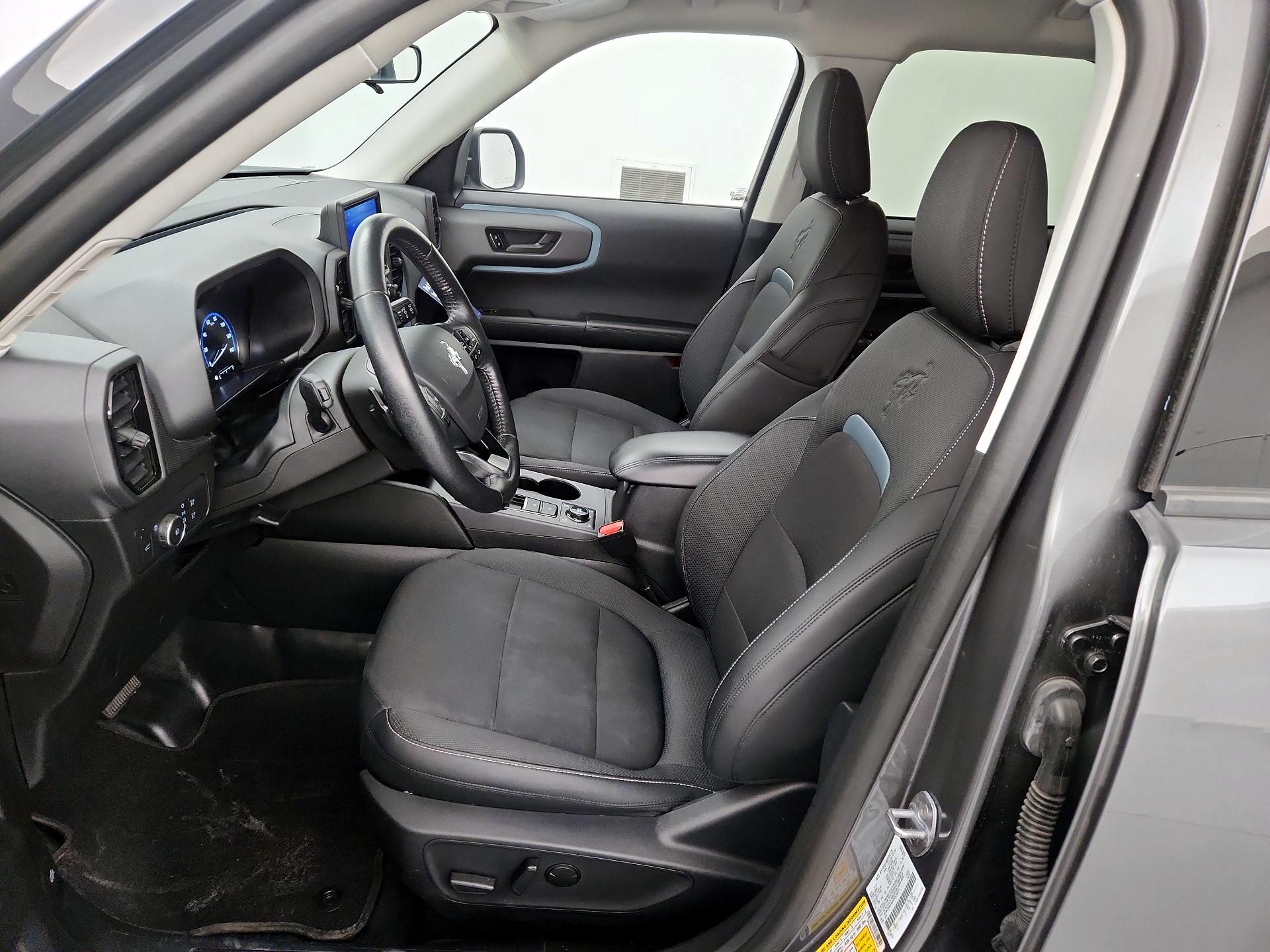 Thumbnail: 2022 Ford Bronco Sport - 11