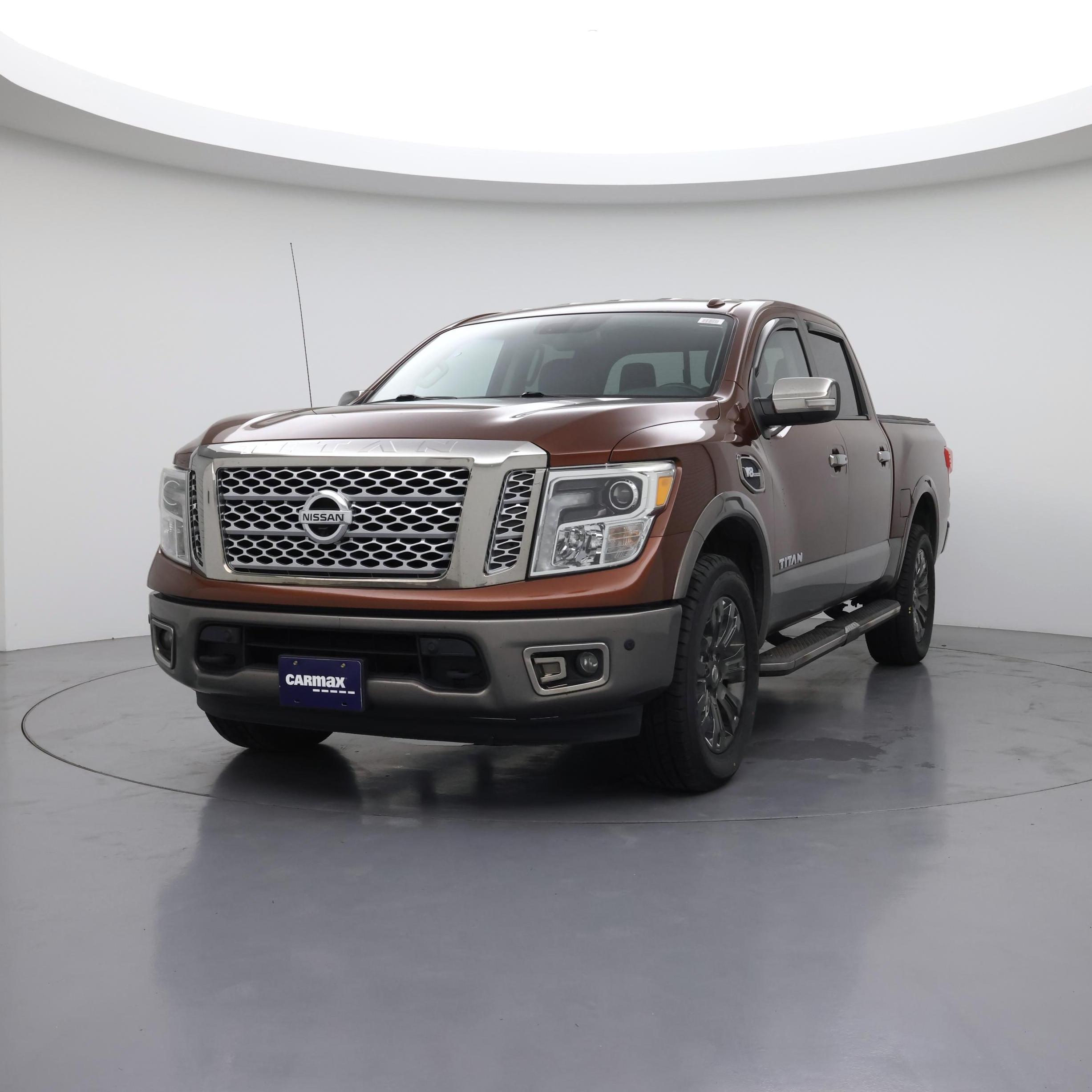 Thumbnail: 2017 Nissan Titan - 4
